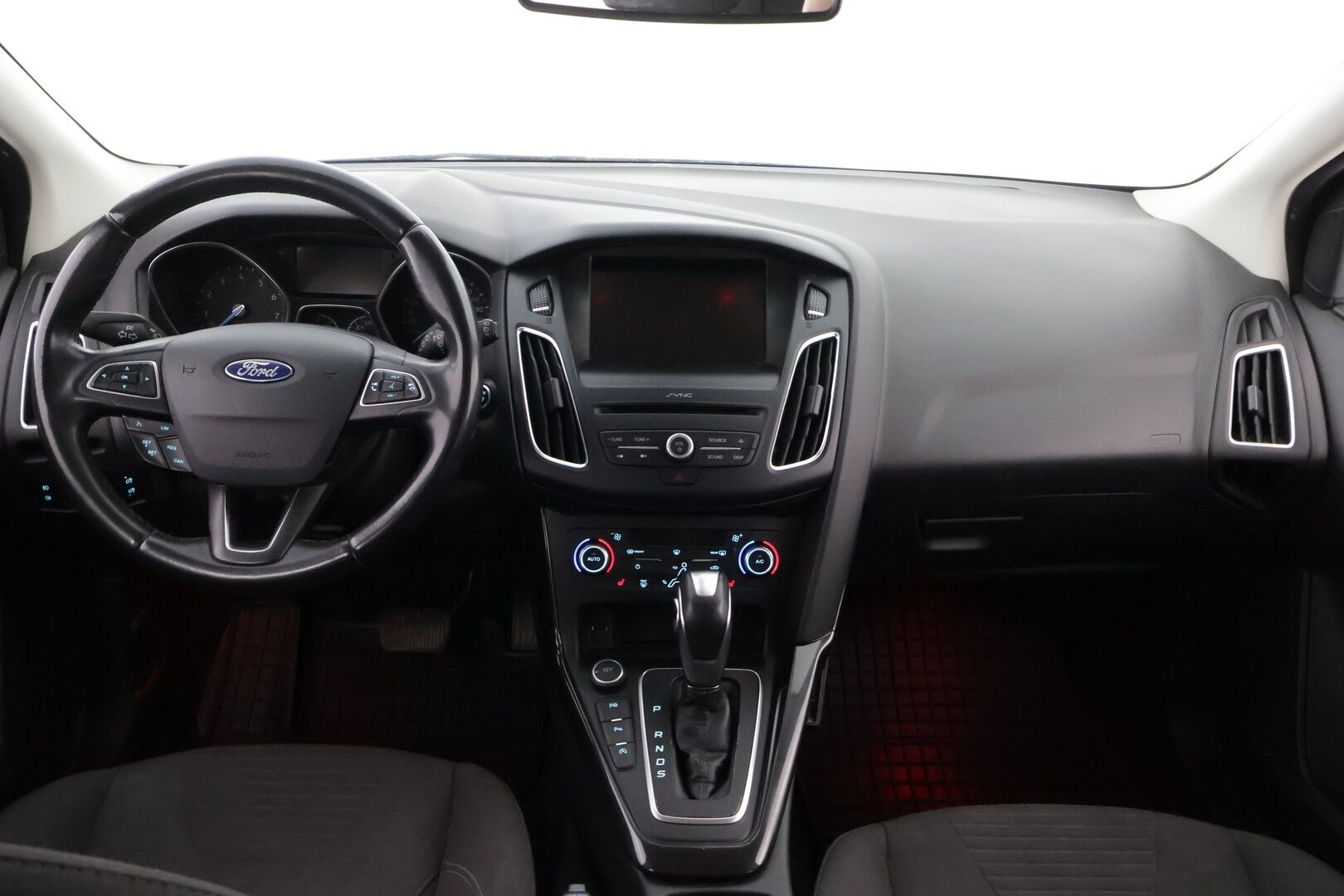 Ford Focus 2016 1,0 EcoBoost 125 hv Start/Stop A6 Titanium Wagon - YritysOutlet - Myydään vain yrityksille - Juuri katsastettu / Suomi-auto / Vakionopeudensäädin / Parkkitutkat / 2x-renkaat