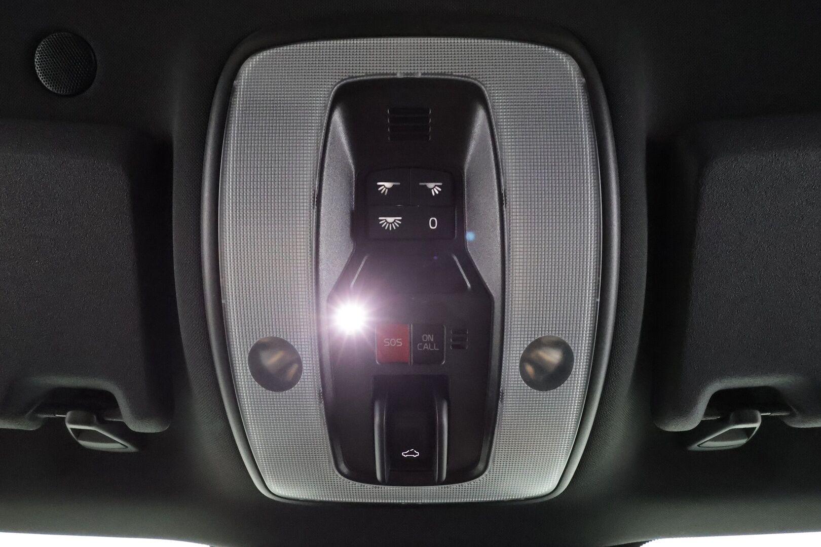 Volvo XC60 2016 D4 AWD Business Summum aut * Vakkari / Webasto / Panorama / Muistipenkki / Keyless / Nahat / P.tutkat * - Suomi-auto / Kahdet renkaat