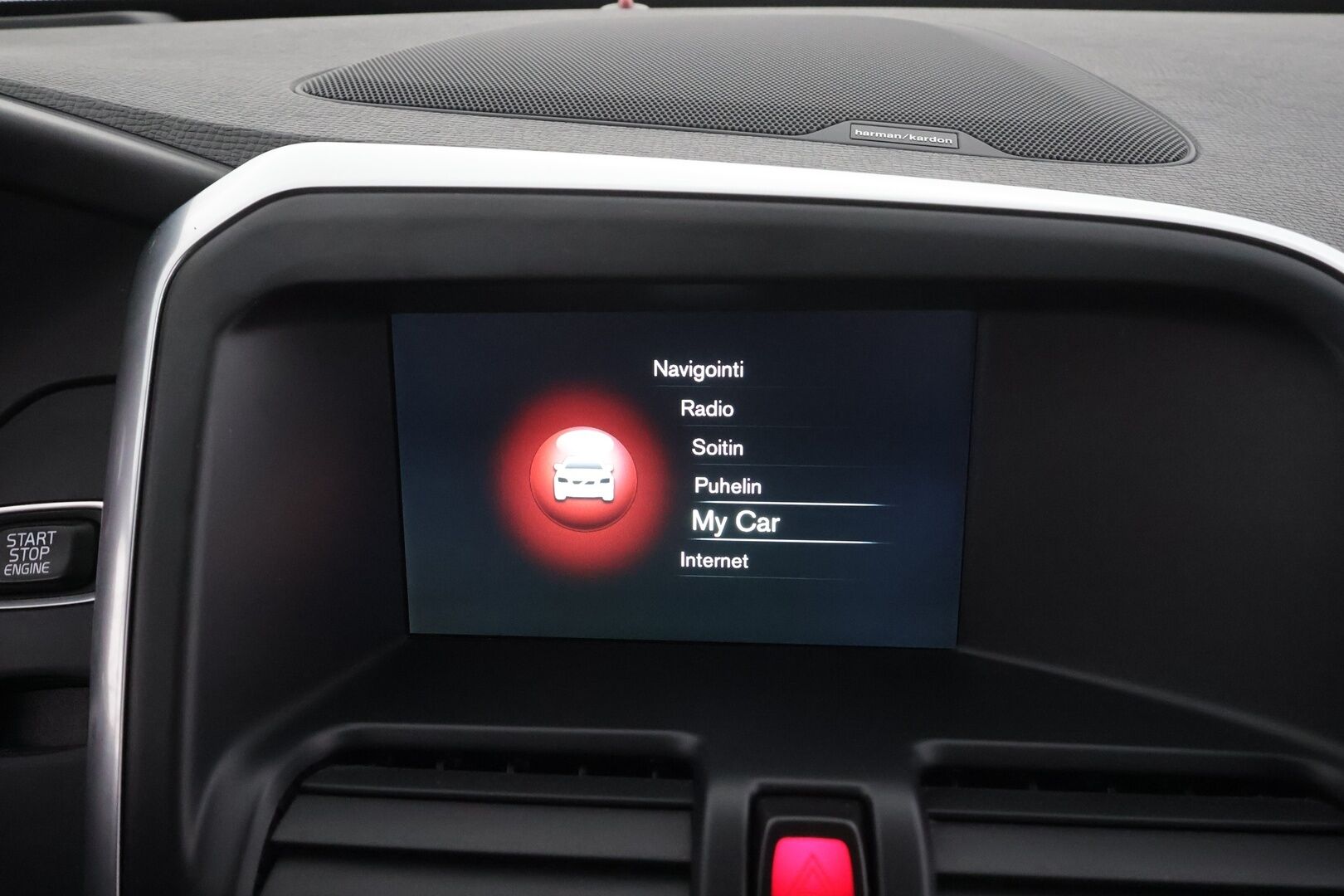 Volvo XC60 2016 D4 AWD Business Summum aut * Vakkari / Webasto / Panorama / Muistipenkki / Keyless / Nahat / P.tutkat * - Suomi-auto / Kahdet renkaat