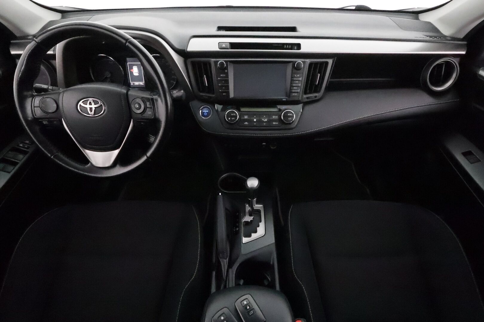Toyota RAV4 2016 2,5 Hybrid FWD Active **Adapt.vakkari / P.kamera / LED / Navi / KeylessGo / Koukku / Lohkolämmitin** - Suomi-auto / Merkkihuollettu / Kahdet renkaat aluvanteilla 
