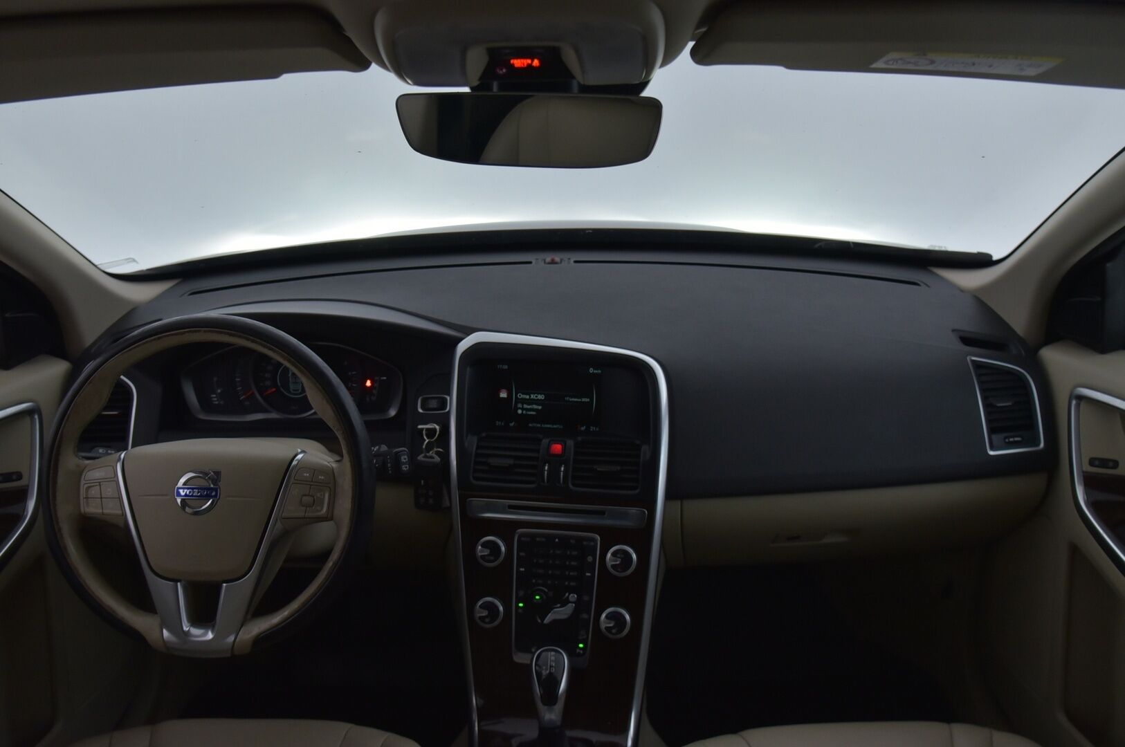 Volvo XC60 2016 D4 AWD Business Summum aut - Suomi-auto | Webasto | KeyLess | Tutkat | Sähkökontti | Nahat 