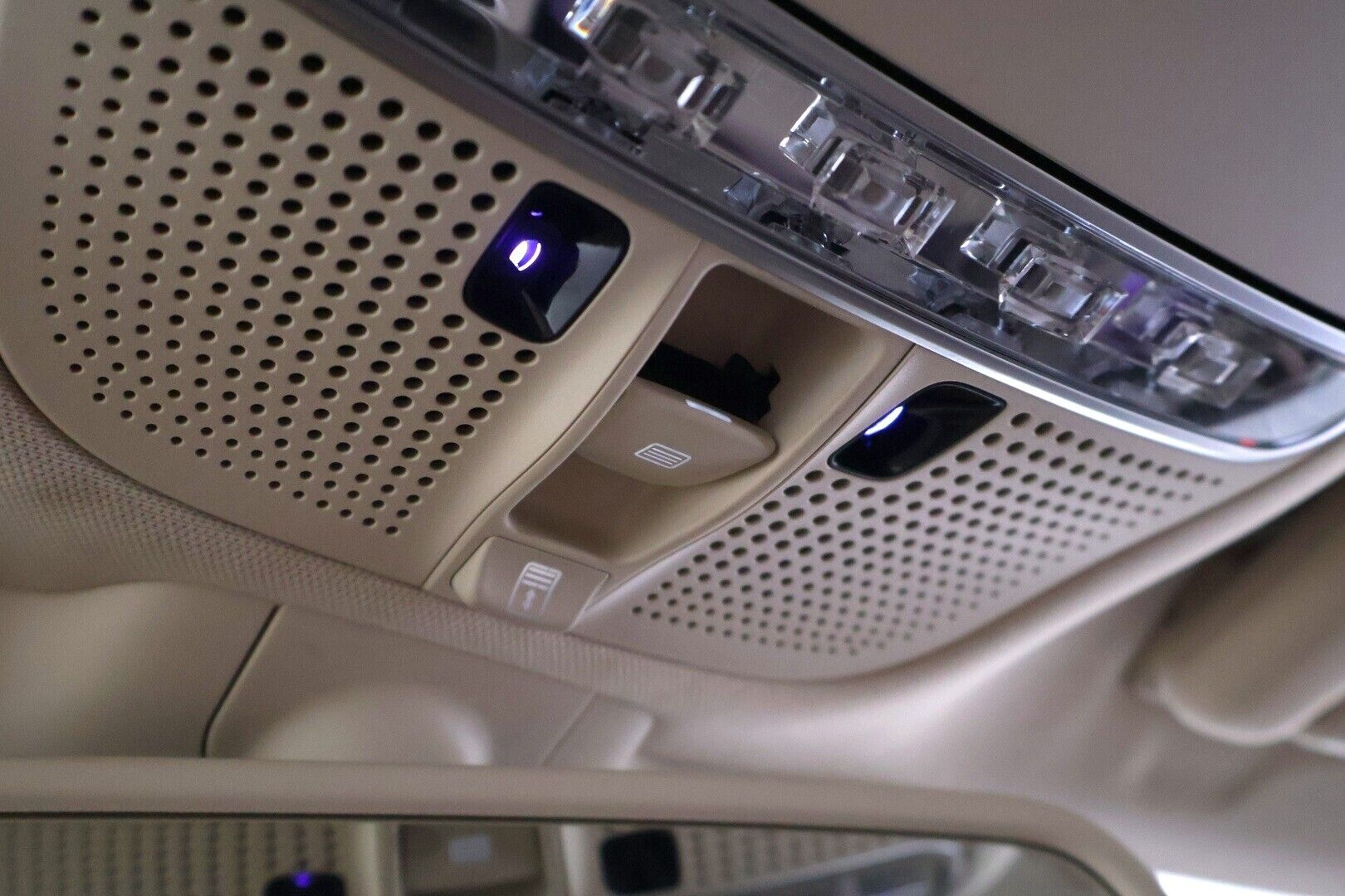Mercedes-Benz S 2015 300 BlueTec Hybrid Lang - | DTR+Q | Imuovet | Night Vision | Burmester | 360° | Hierovat&Ilmastoidut ist. | Panorama | Takanäytöt | 2x Renkaat ja Vanteet | 