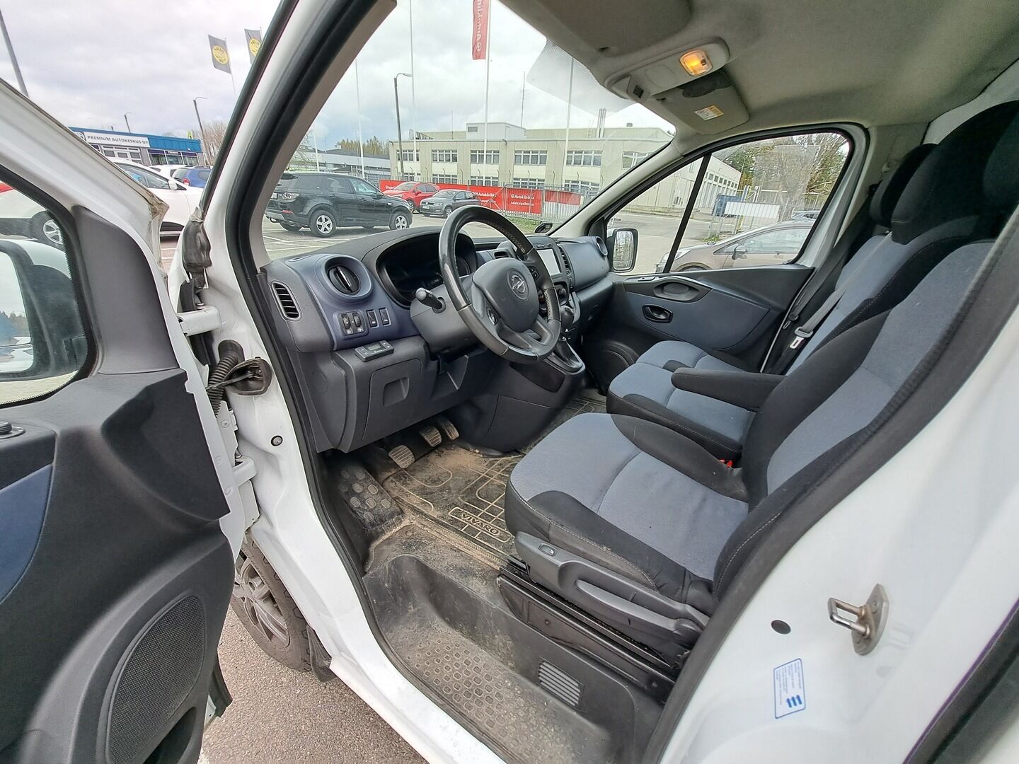 Opel Vivaro 2016 Van Edition L2H1 1,6 CDTI Bi Turbo ecoFLEX 88kW MT6 - *Webasto / Tutka / Navi / Bluetooth *