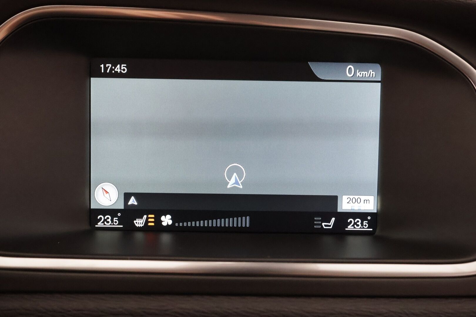 Volvo V40 Cross Country 2016 D2 Business Summum aut * Pa-lisälämmitin / Muistipenkki / P.Tutka / Xenon / Nahkaverhoilu / Keyless * - Suomi-auto / Kahdet renkaat aluvanteilla / Merkkihuollot