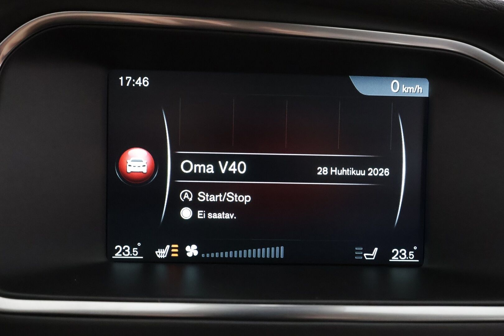 Volvo V40 Cross Country 2016 D2 Business Summum aut * Pa-lisälämmitin / Muistipenkki / P.Tutka / Xenon / Nahkaverhoilu / Keyless * - Suomi-auto / Kahdet renkaat aluvanteilla / Merkkihuollot - HULLUT AVAJAISHULINAT KORKOTARJOUS 3,29 %