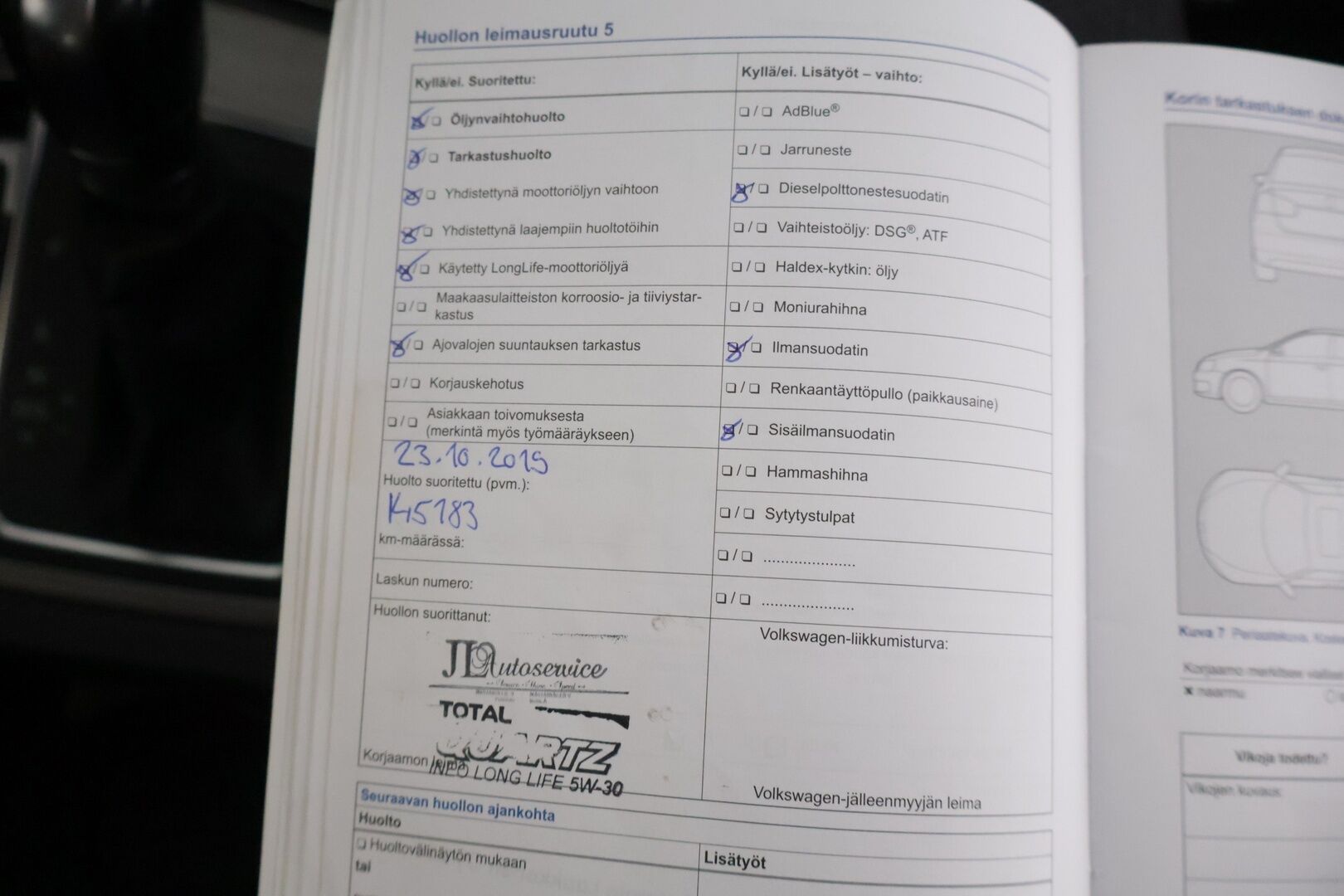 Volkswagen Golf Sportsvan 2016 Comfortline 1,6 TDI 81 kW (110 hv) DSG-automaatti - | Tämä auto myydään YritysOutlet -valikoimasta vain yritykselle | Webasto | P. Tutkat | Vakionopeudensäädin | Keyless | Bi-Xenon | 2x Renkaat & Vanteet |