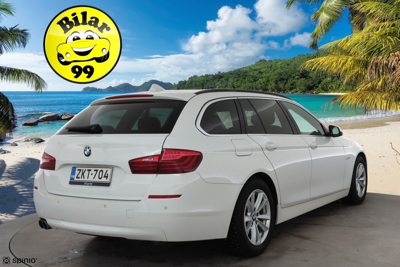 BMW 520 2016 F11 Touring 520d A xDrive Business Exclusive Edition * Webasto / Koukku / Xenon / P.tutkat / Navi / Sportnahat  / HUD* - HiFi / Suomi-auto / Kahdet renkaat