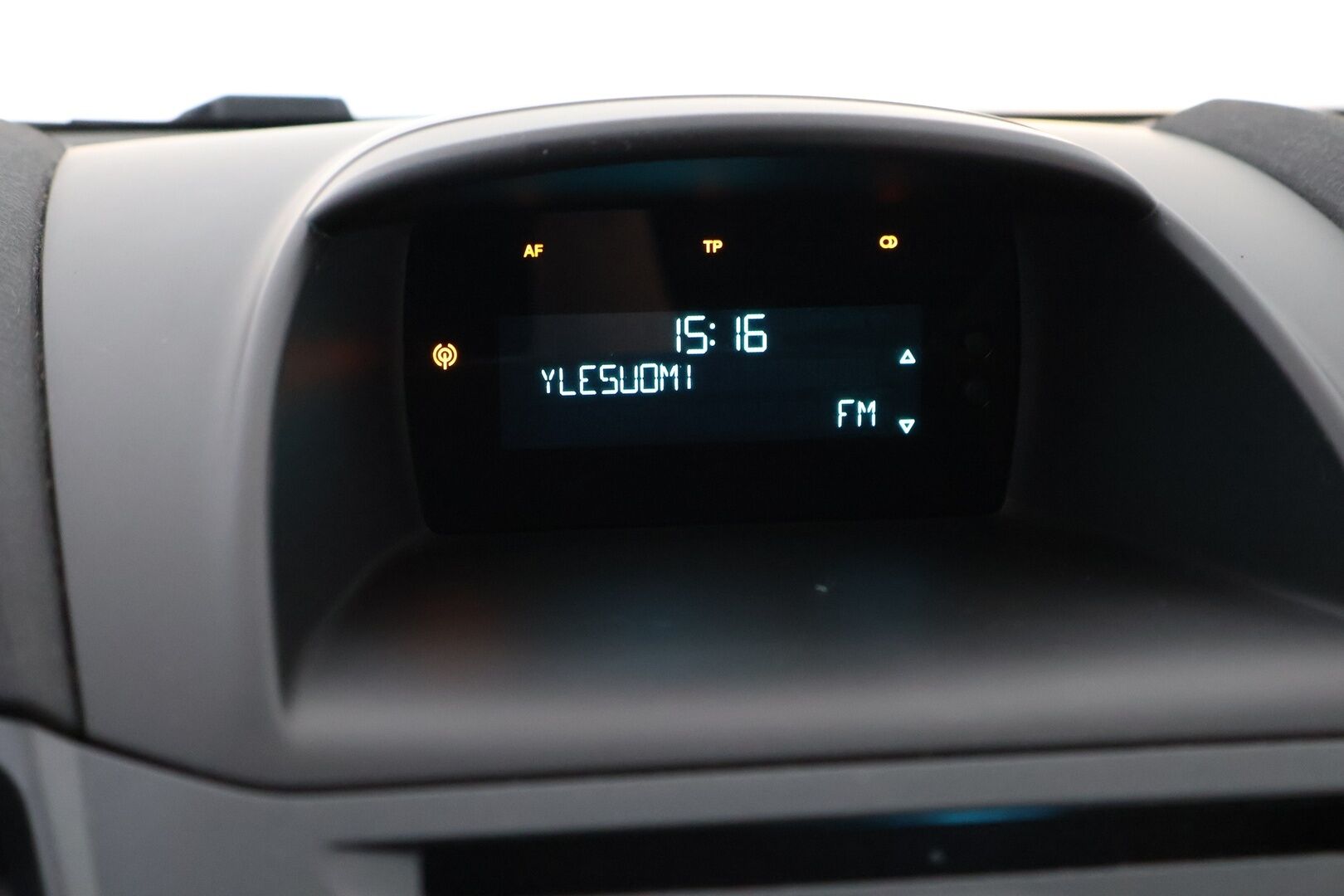 Ford Fiesta 2016 1,0 80hv Start/Stop M5 Trend 5-ovinen - Suomiauto / Lohko & Sisäpistoke / Penkinlämmittimet / Kahdet hyvät renkaat / Juuri tullut Tampereelle!