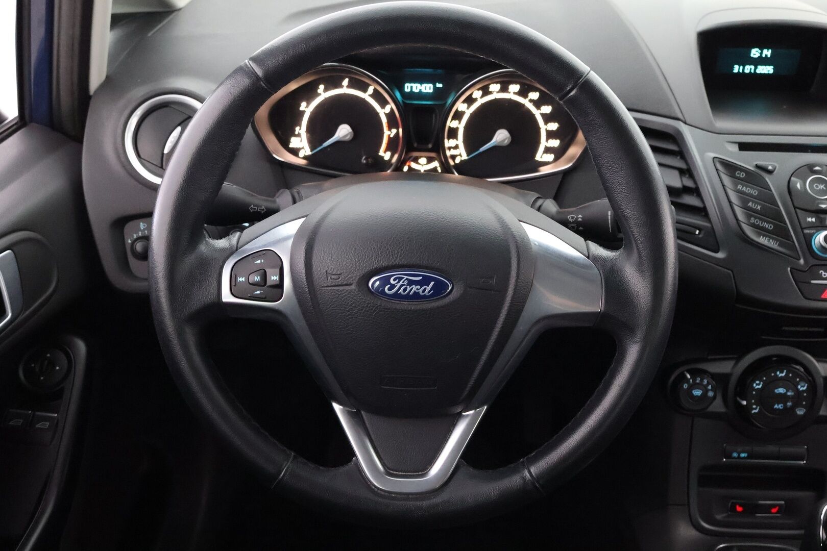 Ford Fiesta 2016 1,0 80hv Start/Stop M5 Trend 5-ovinen - Suomiauto / Lohko & Sisäpistoke / Penkinlämmittimet / Kahdet hyvät renkaat / Juuri tullut Tampereelle!