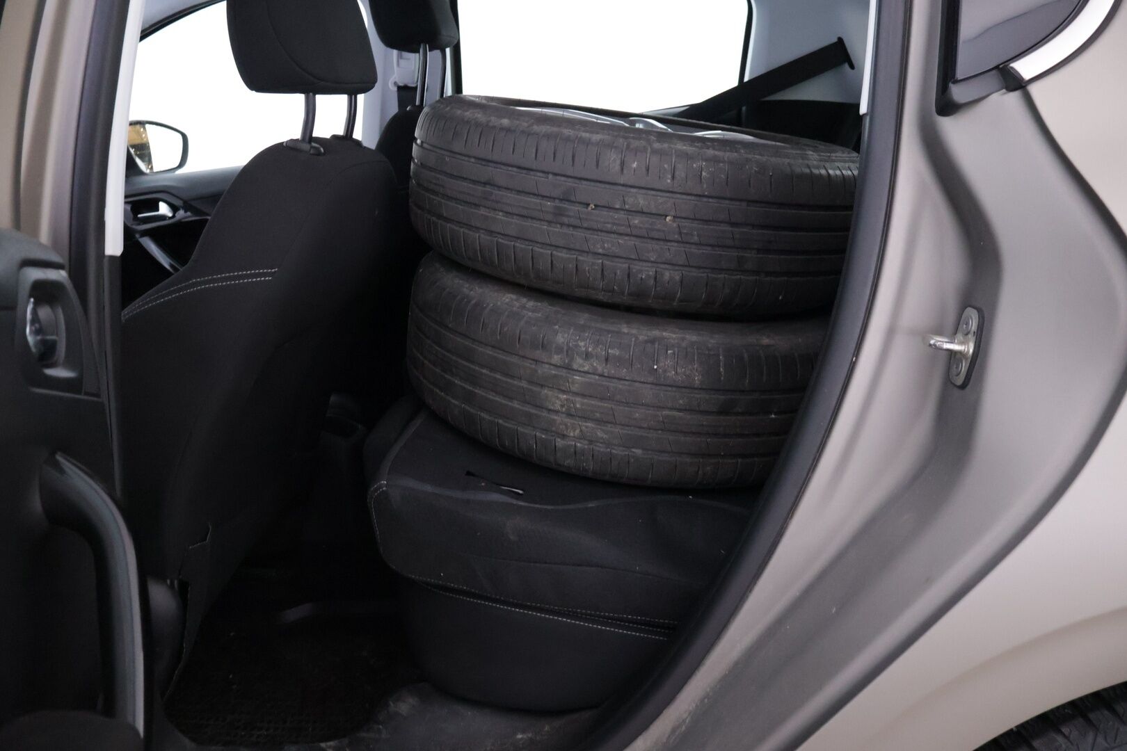 Peugeot 208 2016 Active VTi 82 5-ov - YritysOutlet - Myydään vain yrityksille - YritysOutlet - Myydään vain yrityksille
