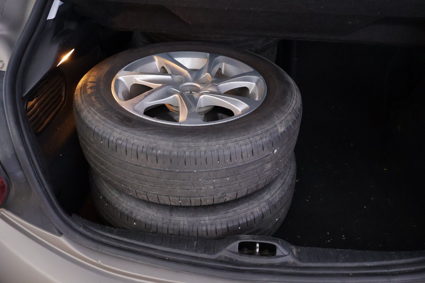 Peugeot 208 2016 Active VTi 82 5-ov - YritysOutlet - Myydään vain yrityksille - YritysOutlet - Myydään vain yrityksille