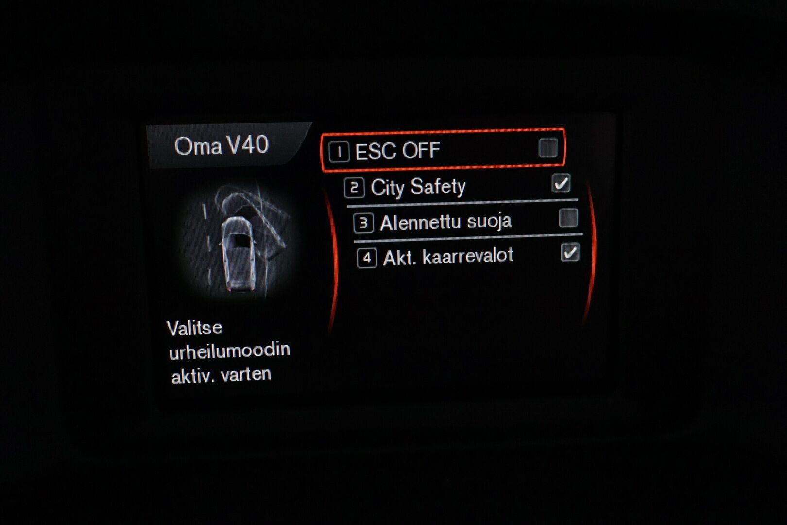 Volvo V40 2016 D2 Business aut - *Suomi-auto | Pa. käyttöinen lisälämmitin ajastimella | Vaalea nahkasisusta | Xenon | Lämmitettävä tuulilasi | 2x renkaat & vanteet | Jakohihna vaihdettu 9/26*