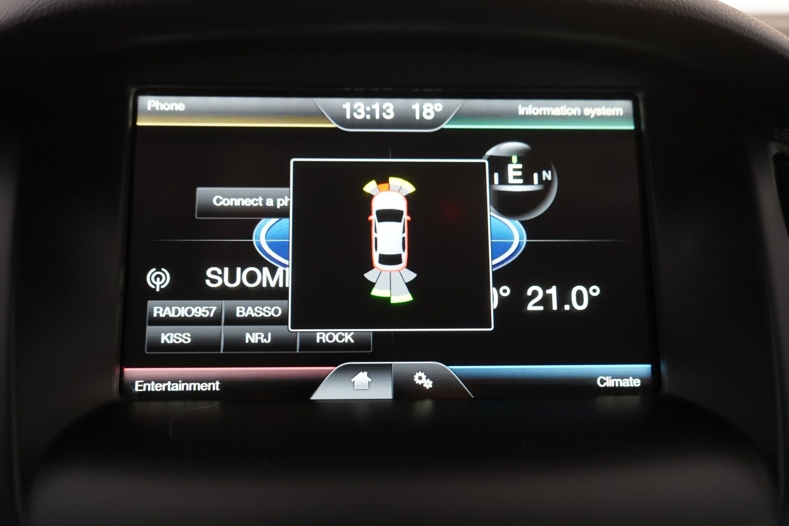 Ford Focus 2016 1,0 EcoBoost 125 hv Start/Stop M6 Titanium 5-ovinen *Vakkari / Tutkat / Läm.ohjauspyörä / Läm.tuulilasi / Lohko* - 1-Omisteinen / Suomi-auto / Viimeisin huolto 12.2025 / Säännölliset huollot / Kahdet renkaat alumiinivantein / Merkkihuollettu