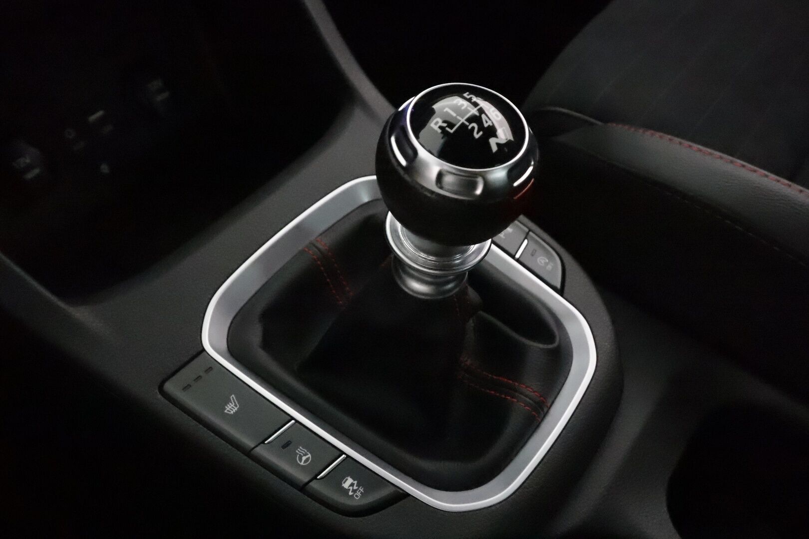 Hyundai I30 FASTBACK 2019 2,0 T-GDI 275 hv 6MT Performance Pack **LED-valot / P.kamera / Sisätilanlämmitin / Sporttipenkki Muistilla / Navi** - Suomi-auto / Kahdet Renkaat