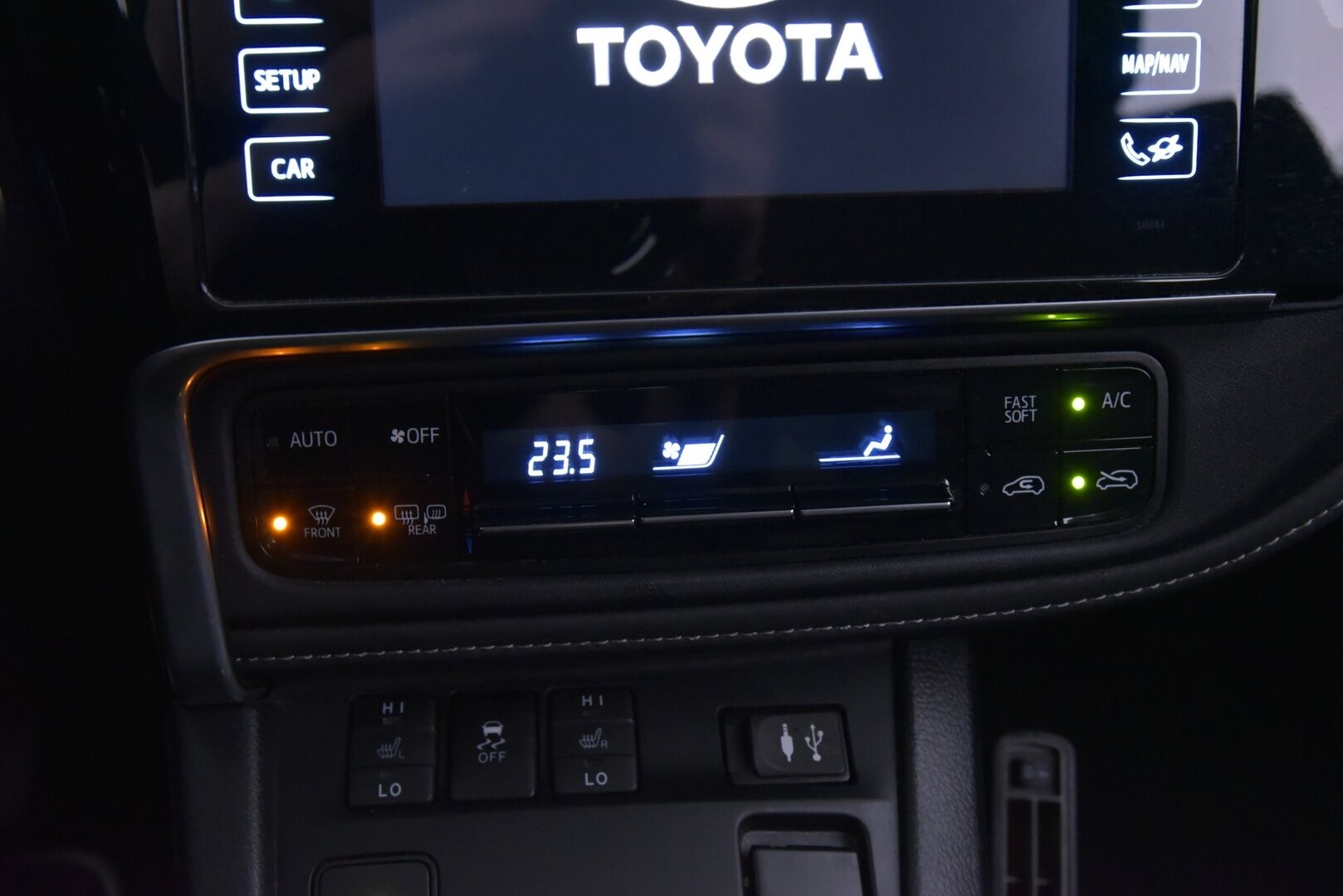 Toyota Auris 2016 1,8 Hybrid Active - | P-Kamera | Navi | Kahdet renkaat alumiinivanteilla | Lohko & Sisäpistoke |
