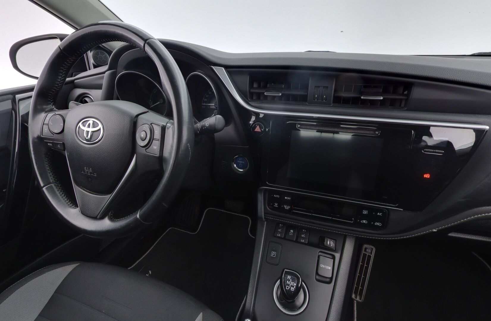 Toyota Auris 2016 1,8 Hybrid Active - | P-Kamera | Navi | Kahdet renkaat alumiinivanteilla | Lohko & Sisäpistoke |