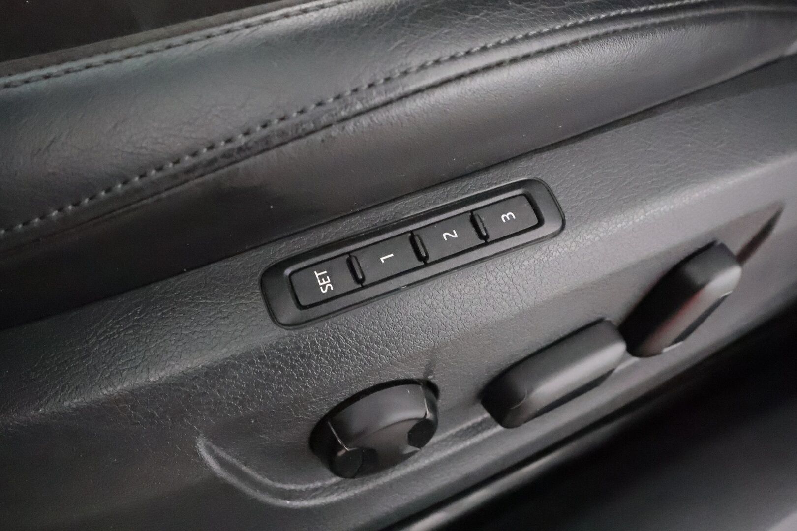 Skoda Superb 2016 Combi 1,4 TSI ACT Style DSG Autom. - | ACC | Webasto | Koukku | LED | Canton | Muistipenkki | Puolinahat | P.Kamera | Navi | Suomi-auto | Kahdet Renkaat | Merkkihuollettu |