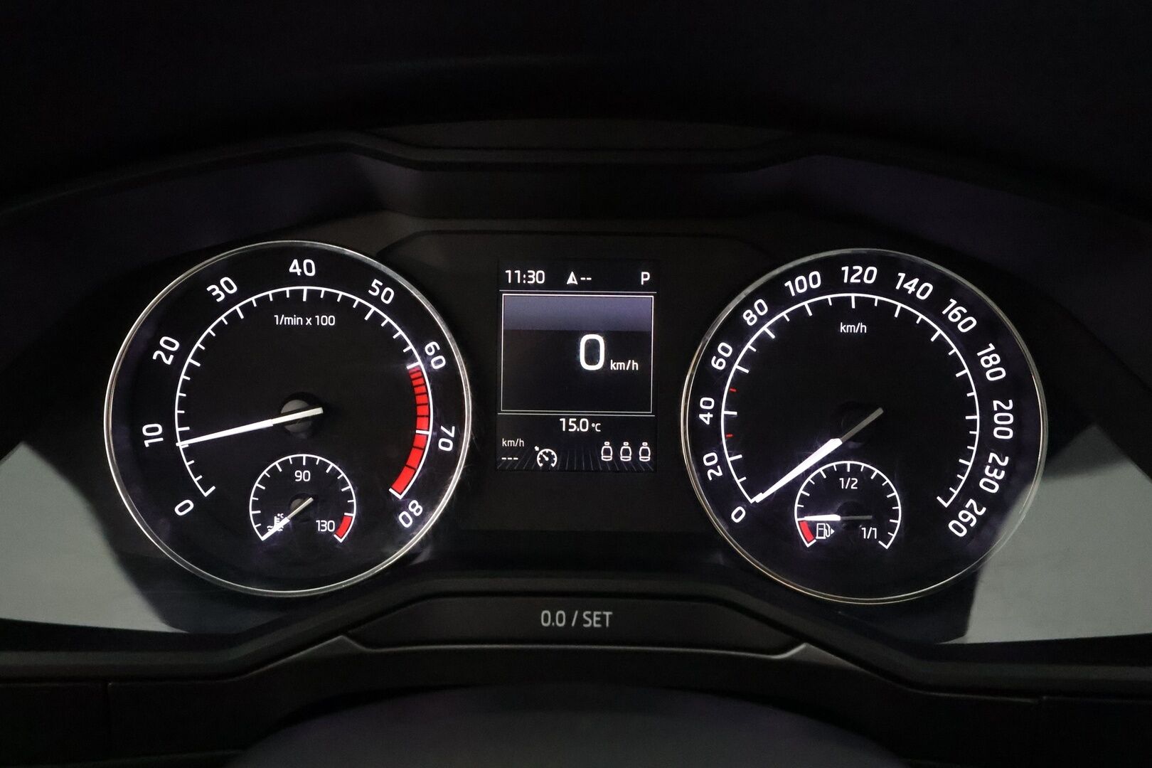 Skoda Superb 2016 Combi 1,4 TSI ACT Style DSG Autom. - | ACC | Webasto | Koukku | LED | Canton | Muistipenkki | Puolinahat | P.Kamera | Navi | Suomi-auto | Kahdet Renkaat | Merkkihuollettu |