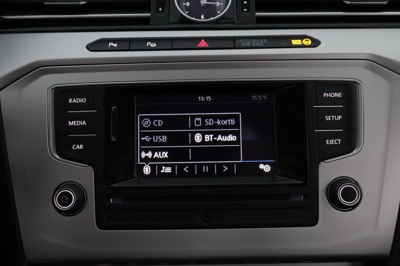 Volkswagen Passat 2017 Sedan Comfortline 1,4 TSI 92 kW (125 hv) DSG-automaatti * Lohko & Sisäpistoke / Ergocomfort / LED / Peruutustutkat / Vakkari