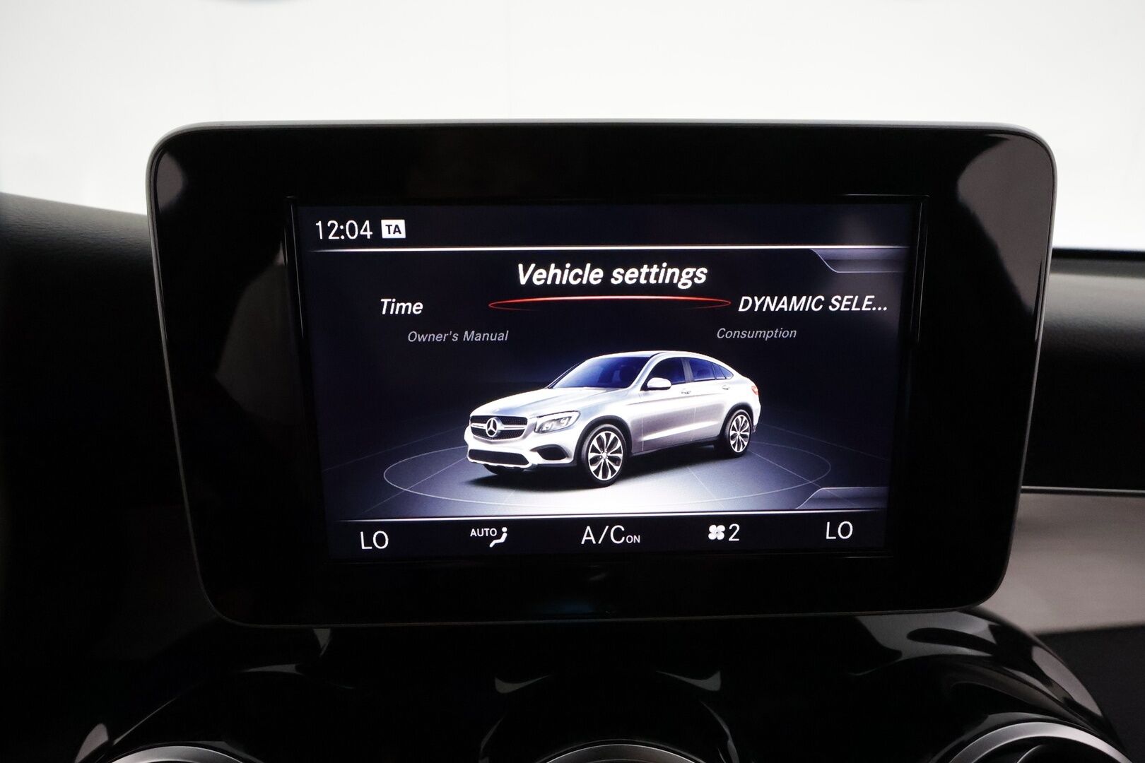 Mercedes-Benz GLC 2017 220 d Coupé 4Matic A Premium Business AMG - Suomiauto / Peruutuskamera / Nahka-Alcantara / Vetokoukku / ILS LED / 2x Hyvät renkaat aluvantein!