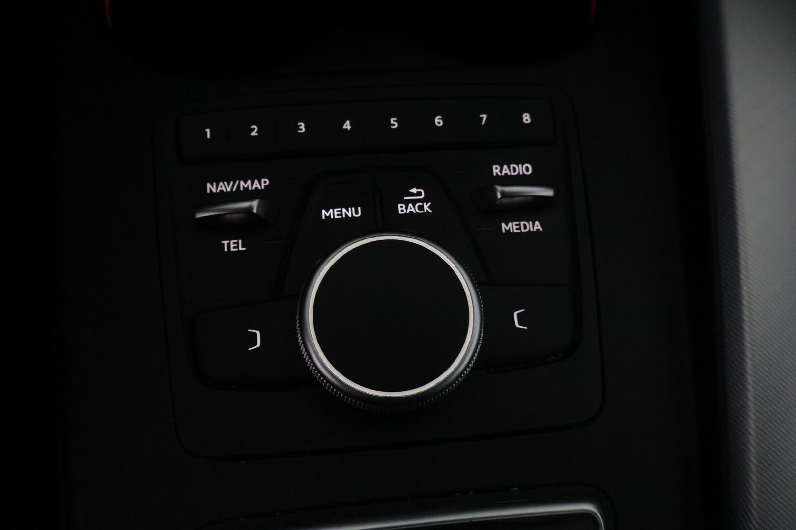 Audi A4 2016 2,0 TDI 140 kW quattro S tronic - YritysOutlet - Myydään vain yrityksille - – Tämä auto myydään YritysOutlet -valikoimasta vain yritykselle