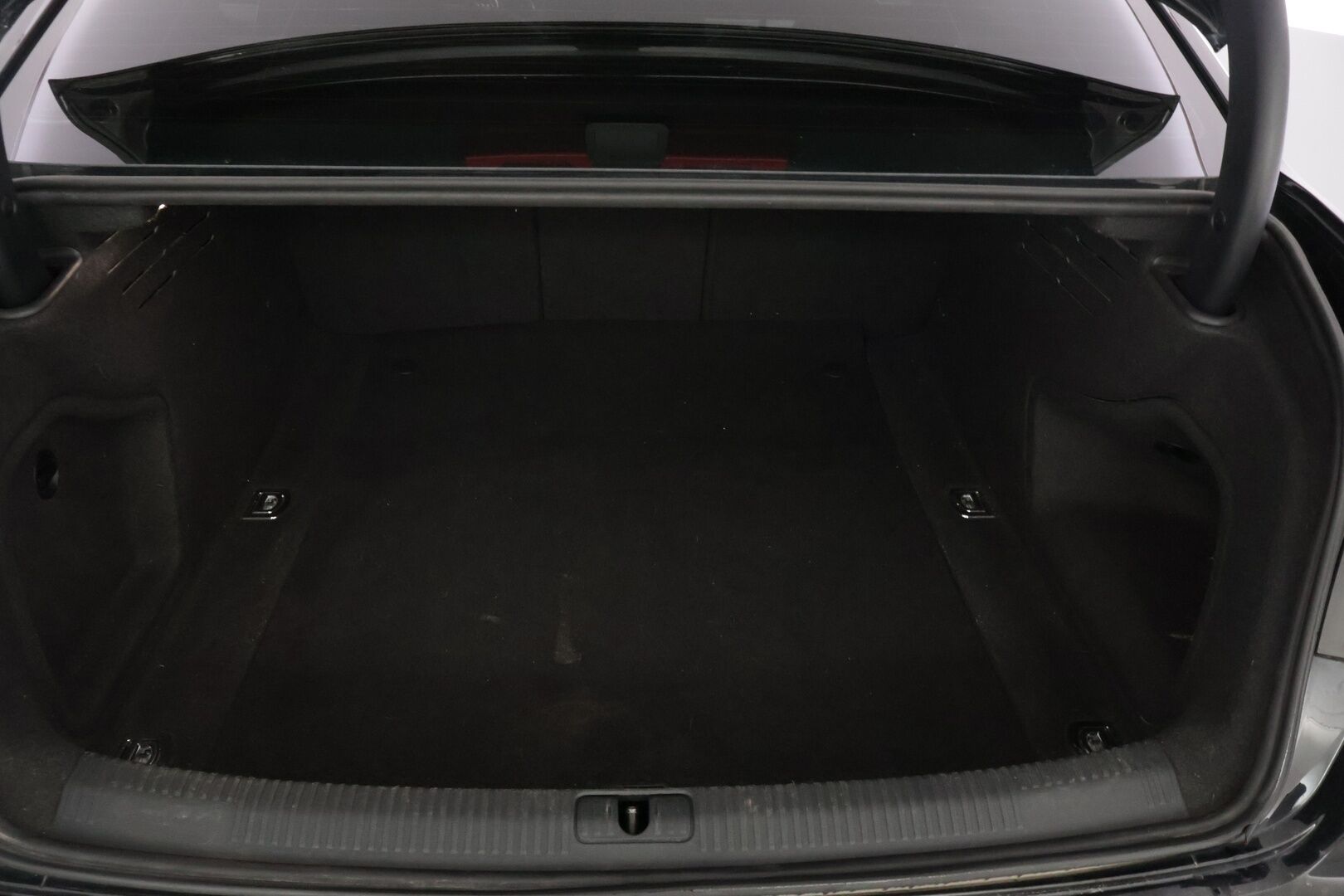 Audi A4 2016 2,0 TDI 140 kW quattro S tronic - YritysOutlet - Myydään vain yrityksille - – Tämä auto myydään YritysOutlet -valikoimasta vain yritykselle