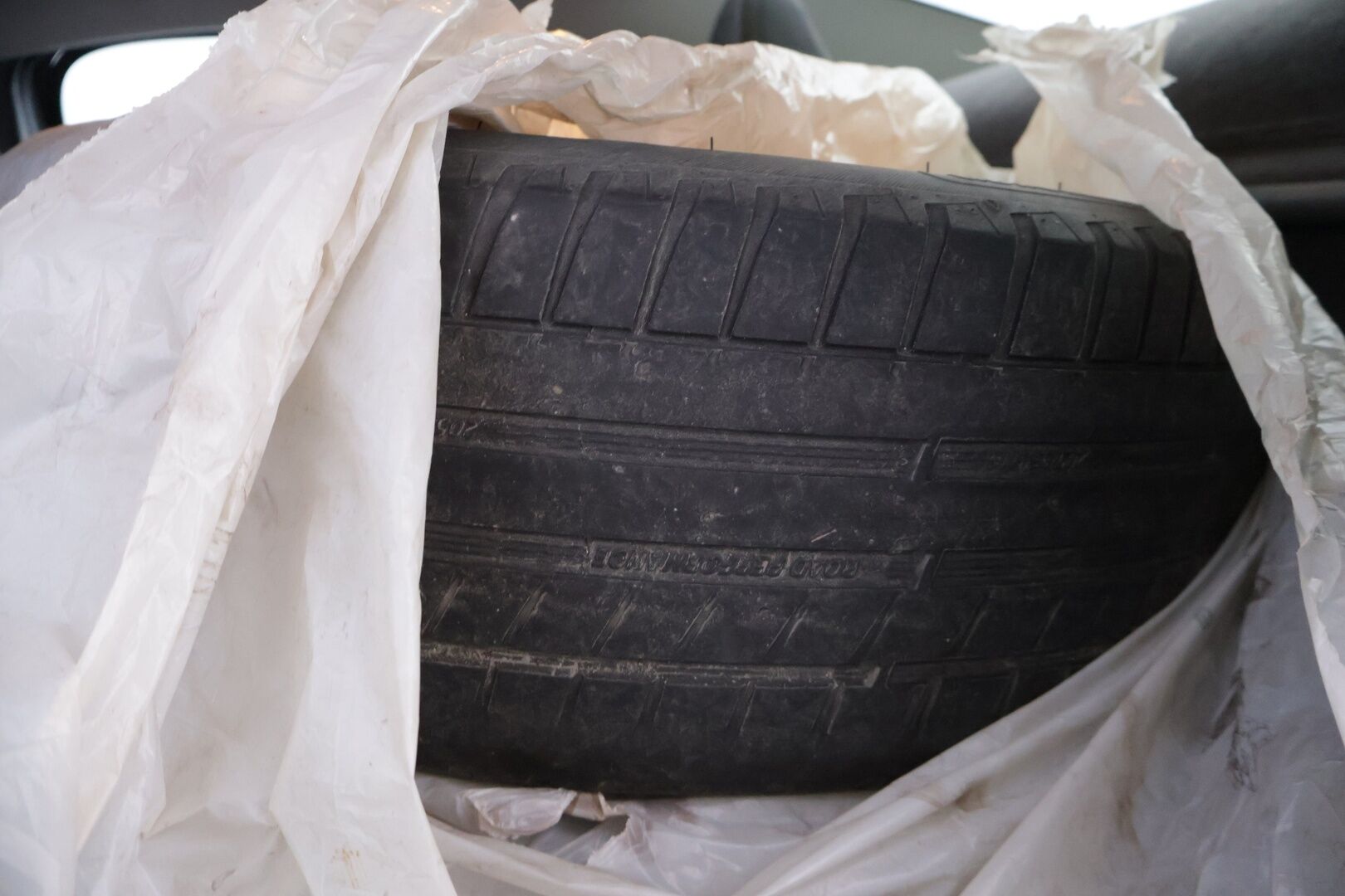 Volvo S40 2005 2,4 aut - YritysOutlet - Myydään vain yrityksille - - YritysOutlet - Myydään vain yrityksille