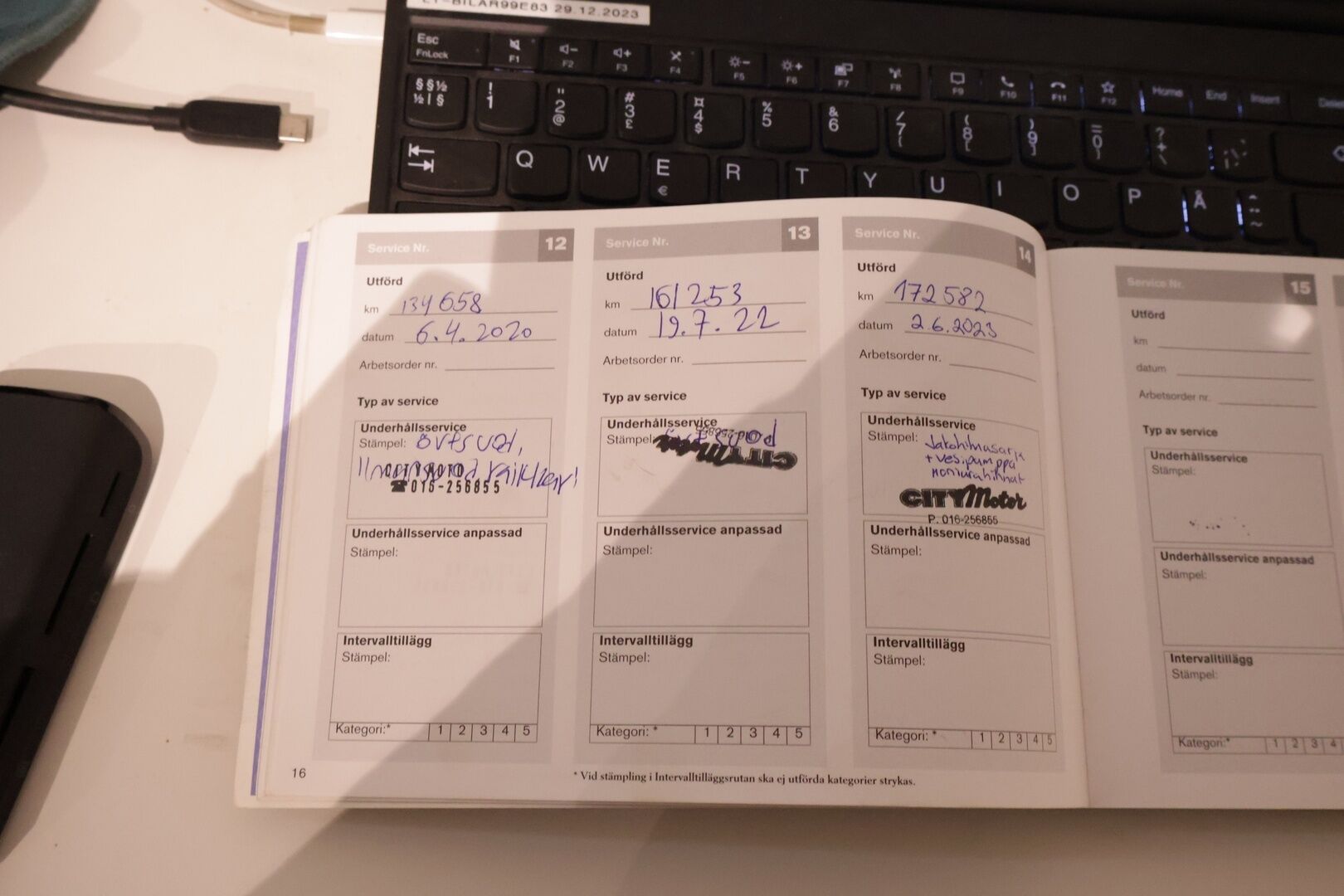 Volvo S40 2005 2,4 aut - YritysOutlet - Myydään vain yrityksille - - YritysOutlet - Myydään vain yrityksille