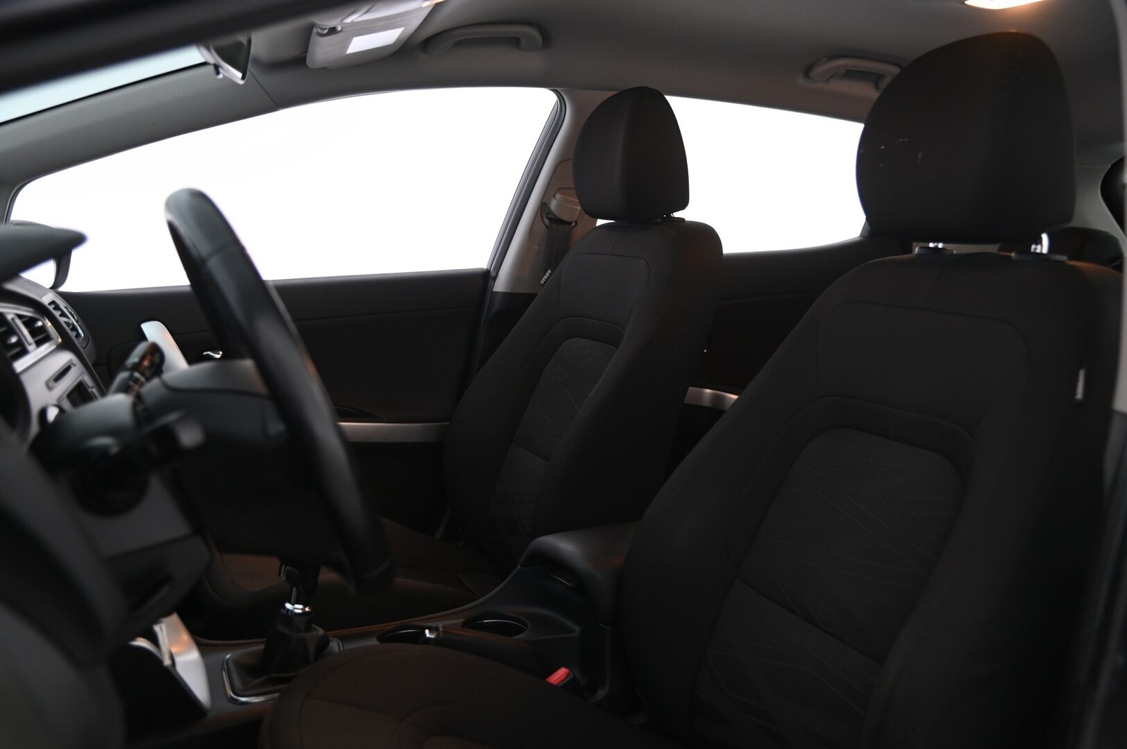 Kia cee'd 2017 1,0 ISG 100hv LX 5D EcoDynamics - Vetokoukku | Vakkari | Lohko | BT | Suomi-auto | 2x renkaat&vanteet