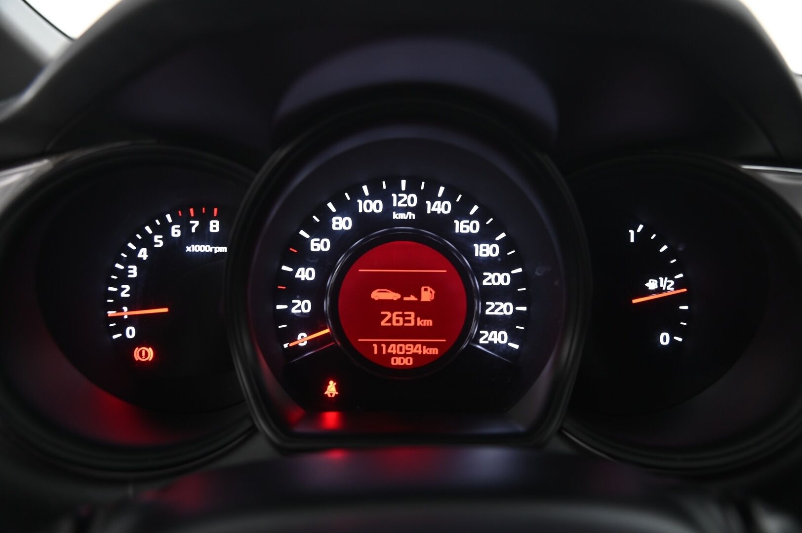 Kia cee'd 2017 1,0 ISG 100hv LX 5D EcoDynamics - Vetokoukku | Vakkari | Lohko | BT | Suomi-auto | 2x renkaat&vanteet