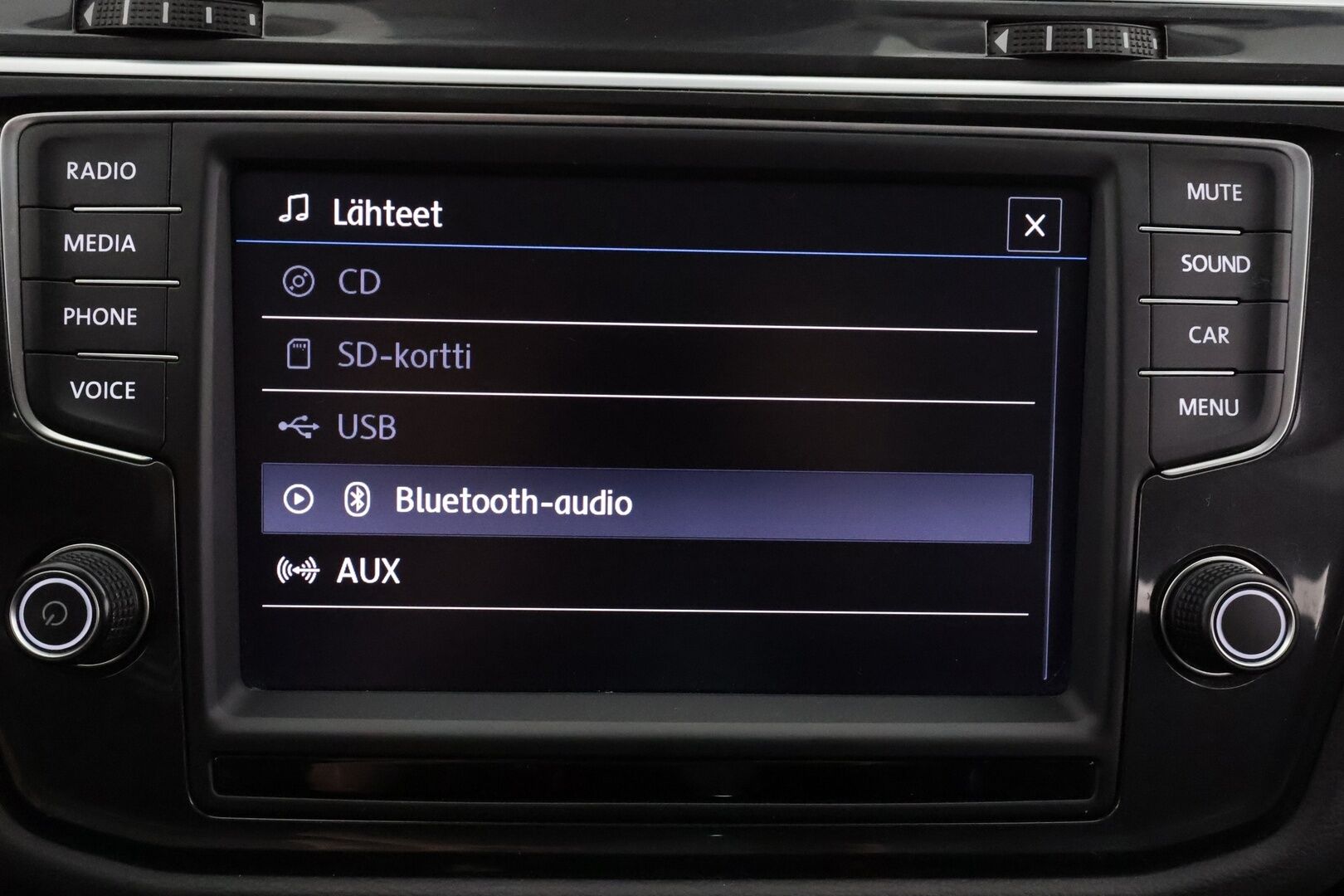 Volkswagen Tiguan 2017 Highline 2,0 TDI SCR 110 kW (150 hv) 4MOTION DSG * Webasto / Koukku / ACC / LED / P.tutkat / Kaistavahti * - Suomi-auto / Kahdet renkaat 