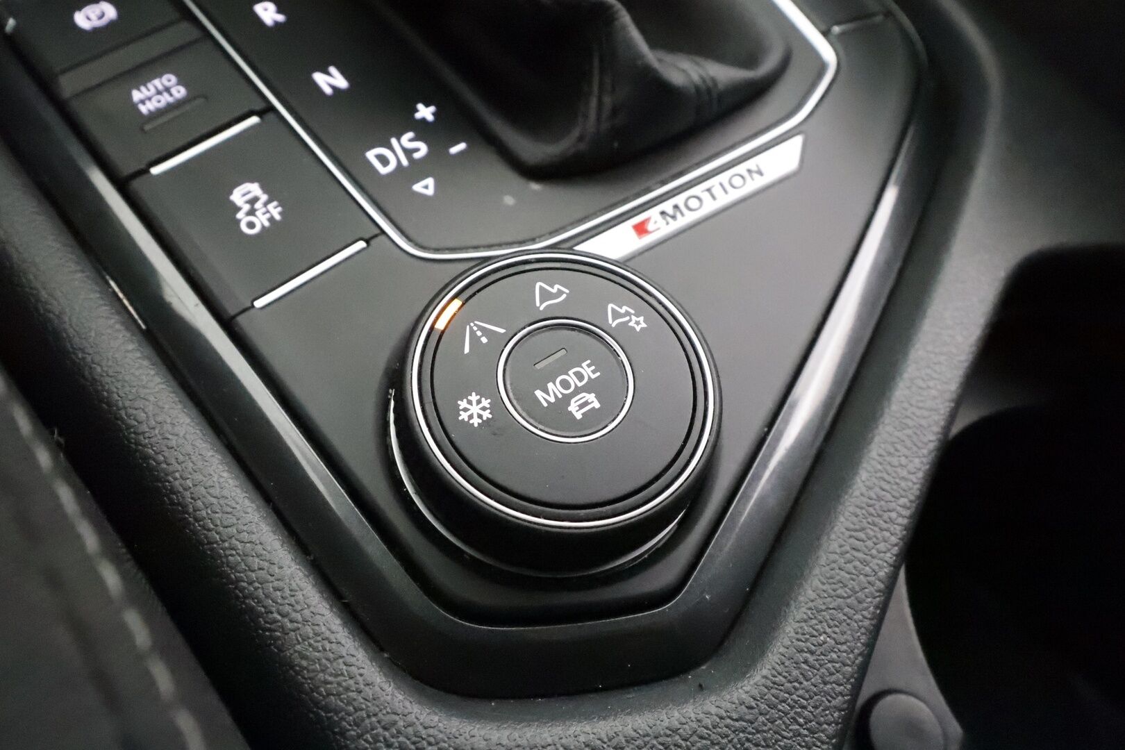 Volkswagen Tiguan 2017 Highline 2,0 TDI SCR 110 kW (150 hv) 4MOTION DSG * Webasto / Koukku / ACC / LED / P.tutkat / Kaistavahti * - Suomi-auto / Kahdet renkaat 