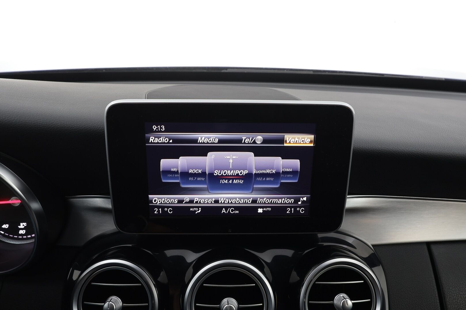 Mercedes-Benz C 2017 200 T Edition 4MATIC AMG *  Vakkari / Sportti Nahat /  LED ILS / KeyLess - Kahdet Renkaat / Suomi-auto - HULLUT BLACKWEEK JATKOT - KORKOTARJOUS 2,49%