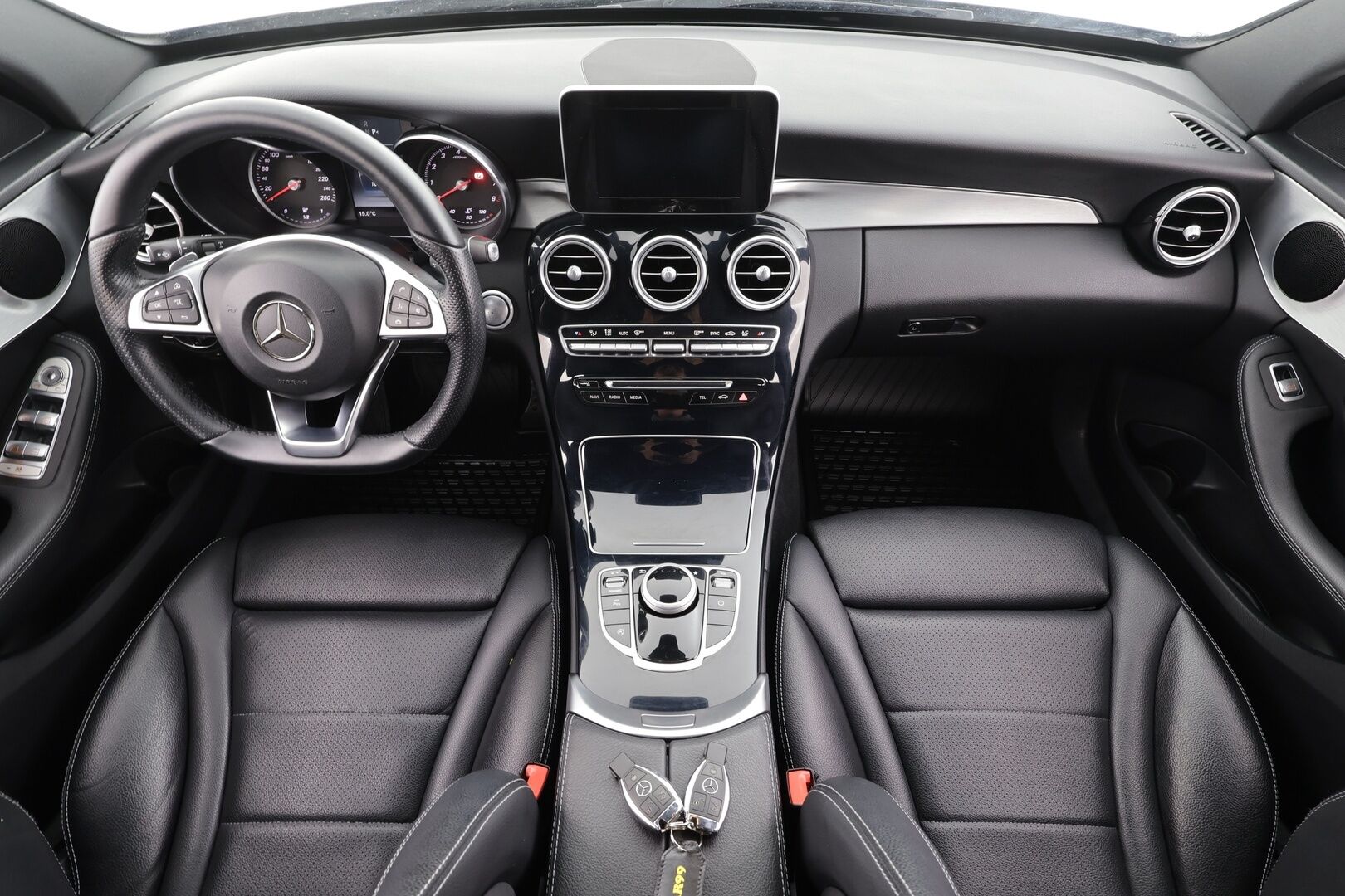 Mercedes-Benz C 2017 200 T Edition 4MATIC AMG *  Vakkari / Sportti Nahat /  LED ILS / KeyLess - Kahdet Renkaat / Suomi-auto - HULLUT BLACKWEEK JATKOT - KORKOTARJOUS 2,49%