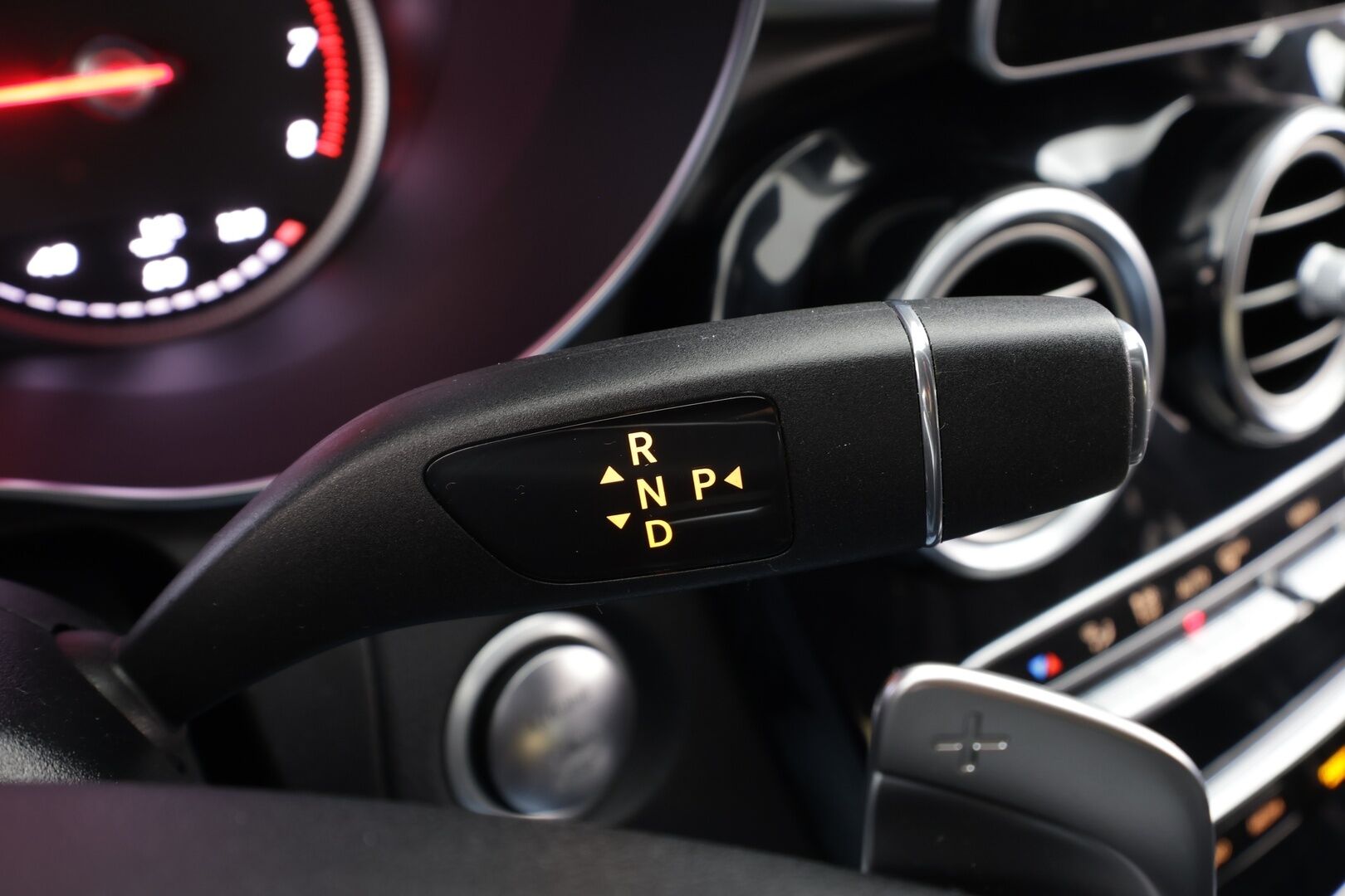 Mercedes-Benz C 2017 200 T Edition 4MATIC AMG *  Vakkari / Sportti Nahat /  LED ILS / KeyLess - Kahdet Renkaat / Suomi-auto - HULLUT BLACKWEEK JATKOT - KORKOTARJOUS 2,49%