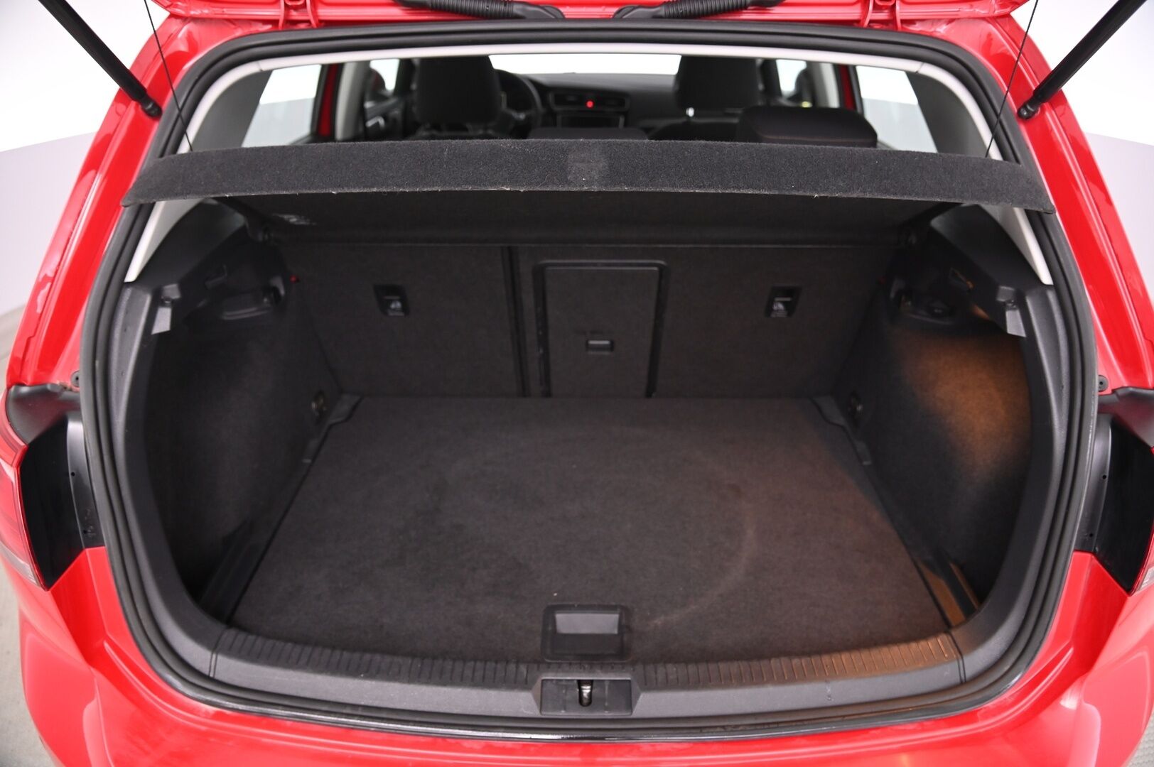 Volkswagen Golf 2017 Allstar 1,2 TSI 81 kW (110 hv) DSG-automaatti - Webasto | Lämpöratti | Tutkat eteen ja taakse | Suomiauto | 2x alut | Juuri leimattu ja huollettu