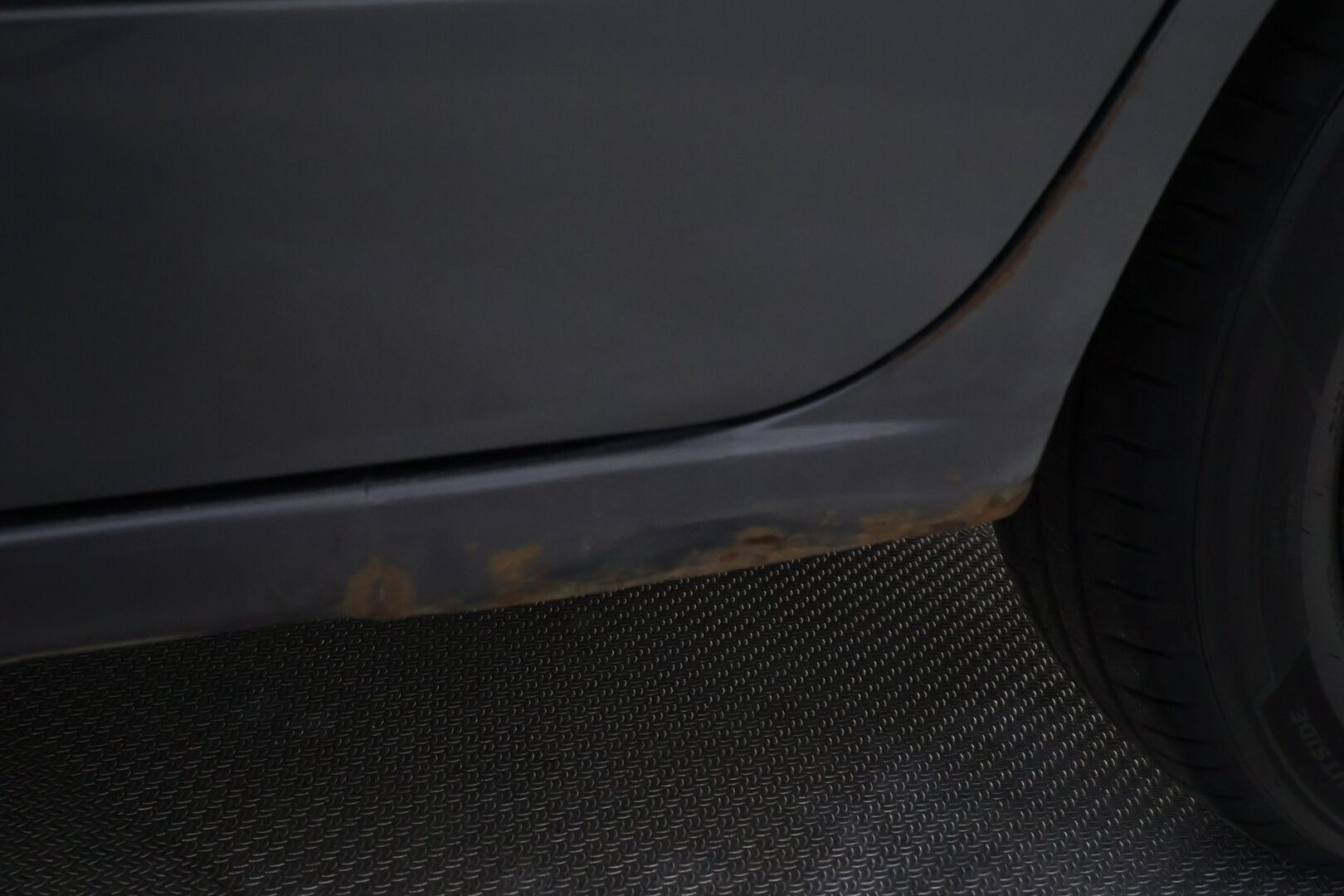 Nissan Almera 2002 - YritysOutlet - Myydään vain yrityksille - – Tämä auto myydään YritysOutlet -valikoimasta vain yritykselle