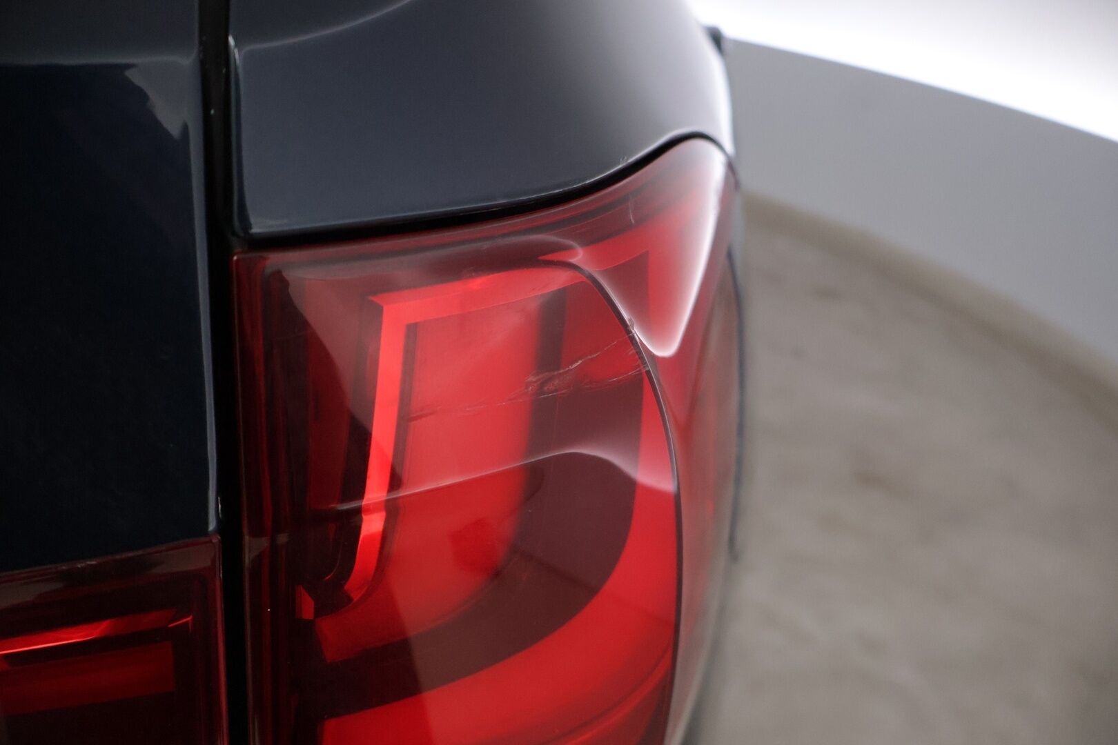 BMW X5 2016 F15 xDrive40e A * YritysOutlet - Myydään vain yrityksille / Comfort penkit / Sähköratti / Ratinlämmitin / Adapt.valot / Koukku - * Tämä auto myydään YritysOutlet -valikoimasta vain yritykselle / Akun kunto SoH 89,9% / Särmät huollot / Kovat varusteet *