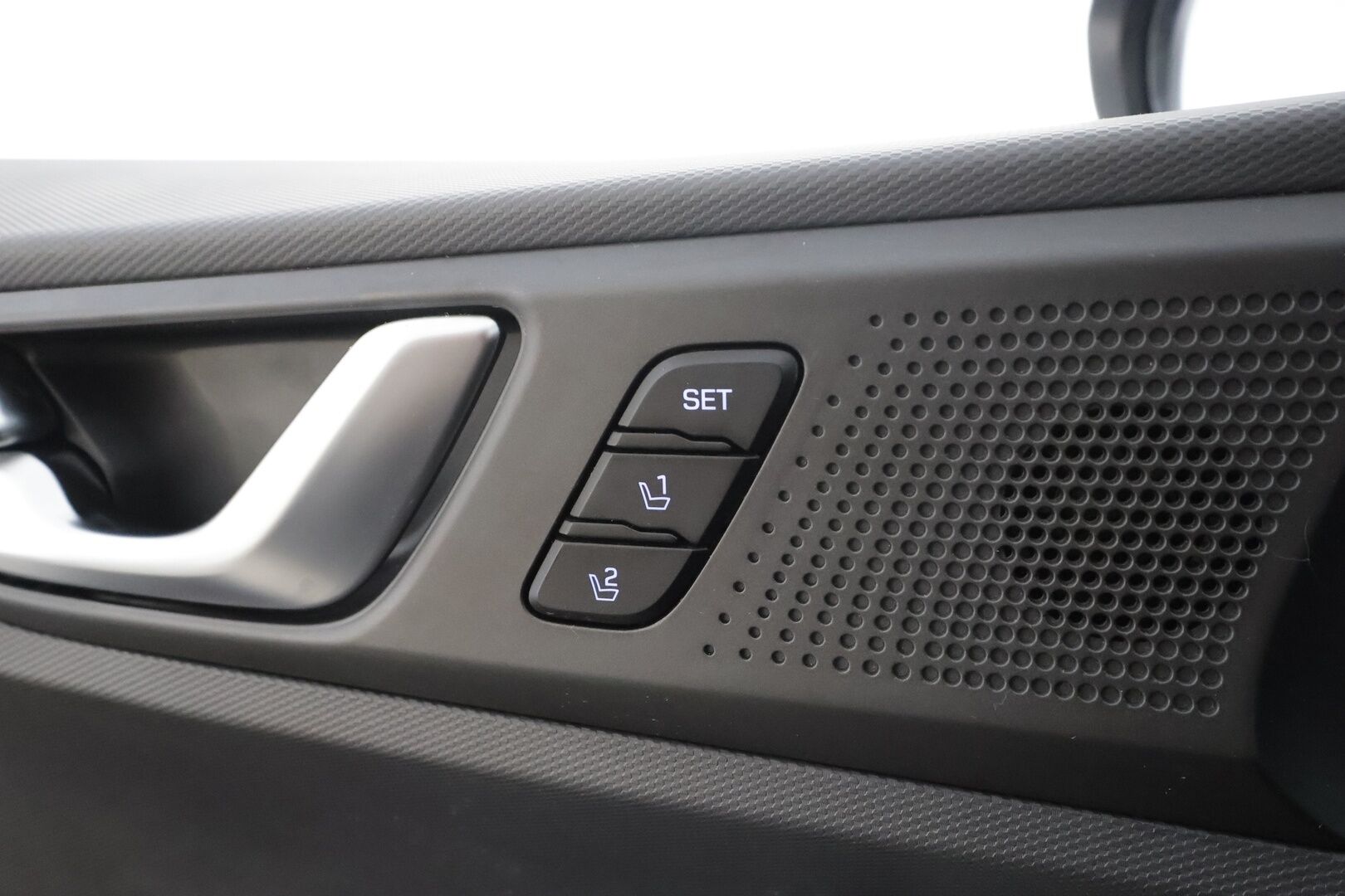 Hyundai IONIQ plug-in 2019 DCT Style WLTP * ACC / P.kamera / Muistipenkki / Infinity / Navi / Lohko / Keyless / Digimittaristo * - 1.Om Suomi-auto / Kahdet renkaat aluvanteilla / Merkkihuollettu