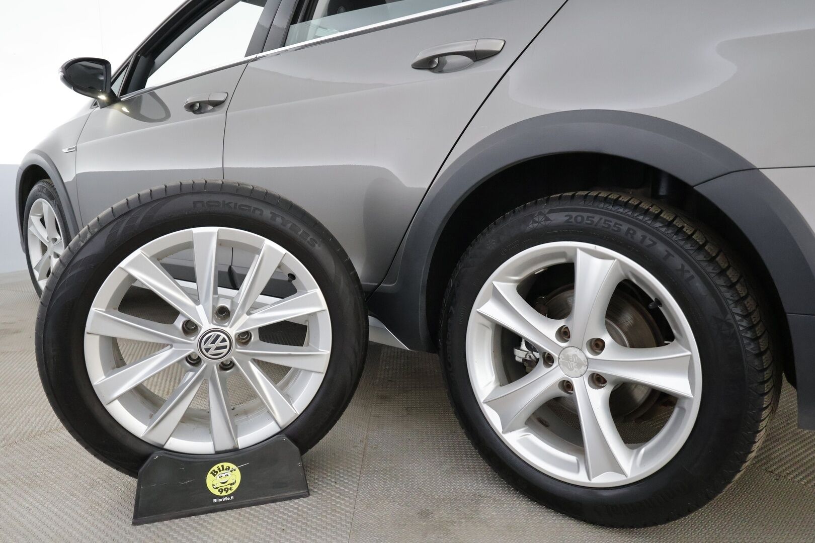 Volkswagen Golf 2017 Variant Alltrack 1,8 TSI 132 kW 4MOTION DSGWinter Edition * Webasto / Koukku / Xenon /  P.Kamera / Keyless * - Suomi-auto / Merkkihuollettu / Kahdet renkaat - HULLUT JOULUT KORKOTARJOUS 2,49% 