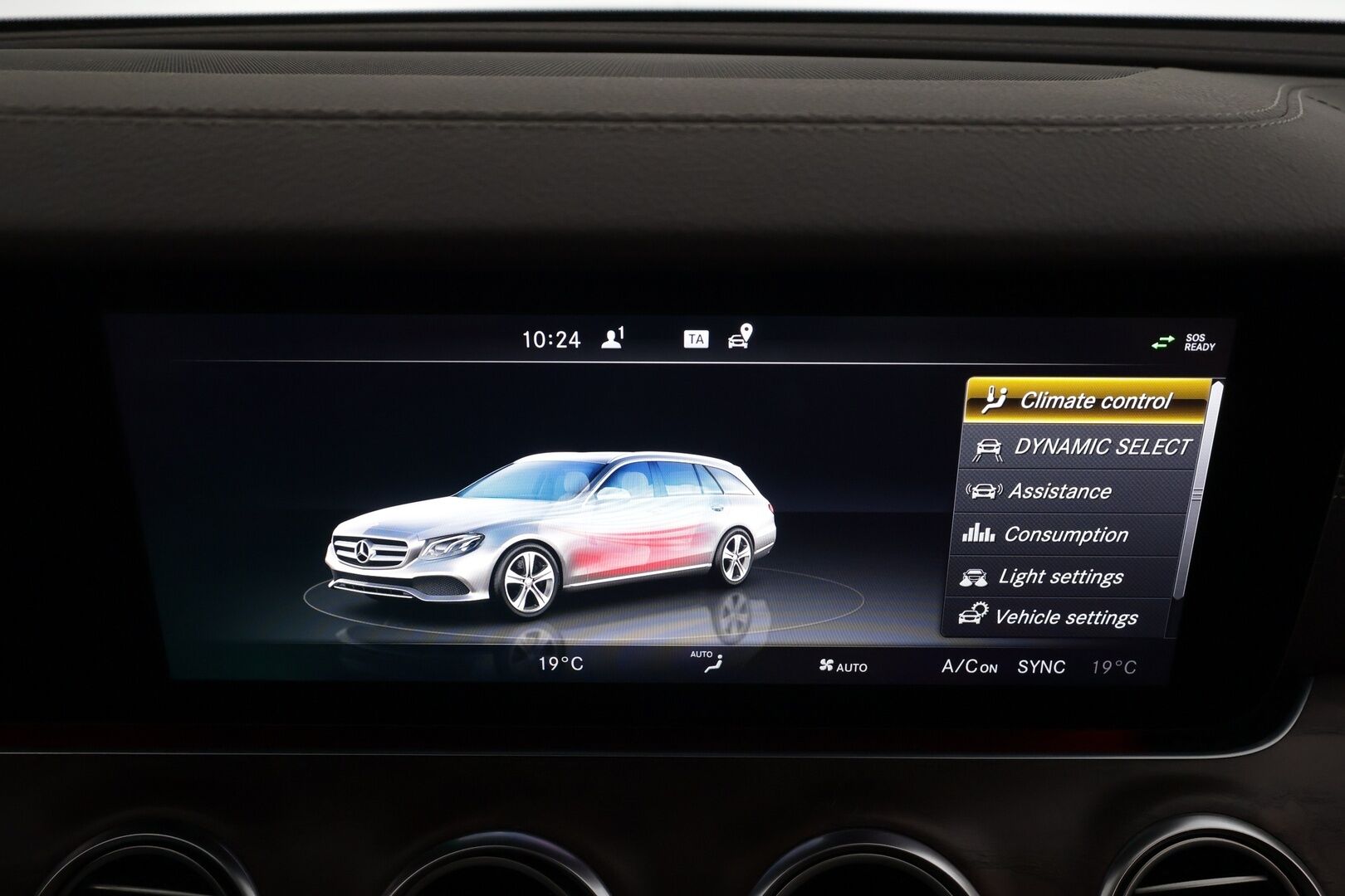 Mercedes-Benz E 2017 220 d T A Premium Business * Distronic+ / Webasto / Multibeam / HUD / 360° / Koukku / Widescreen / Sähköluukku * - Suomi-auto / Kahdet renkaat aluvanteilla / Merkkihuollettu