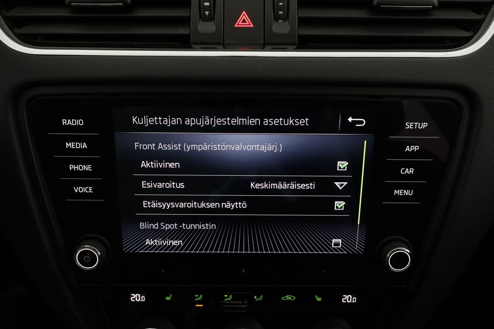 Skoda Octavia 2017 Combi 1,4 TSI Style DSG * Webasto / P.Kamera / LED / Katveavustin / Ambient-valot / Vakkari / Ratinlämmitys * - Suomi-auto / Kahdet renkaat - HULLUT BLACKWEEK JATKOT - KORKOTARJOUS 2,49%