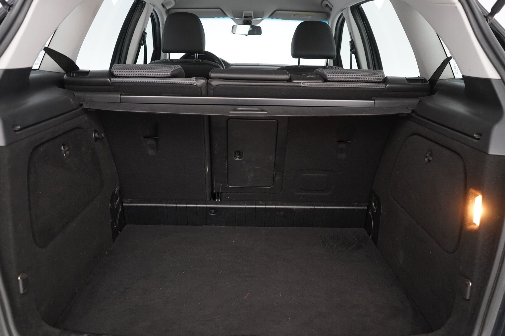 Mercedes-Benz B 2006 200 Turbo *Koukku / Puolinahat / Ilmastointi* - Säännölliset huollot / Kahdet renkaat vanteineen / Siisti