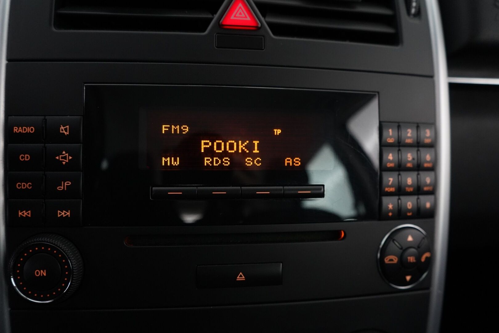 Mercedes-Benz B 2006 200 Turbo *Koukku / Puolinahat / Ilmastointi* - Säännölliset huollot / Kahdet renkaat vanteineen / Siisti