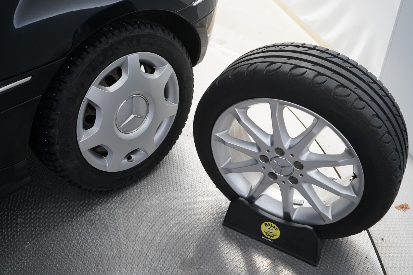 Mercedes-Benz B 2006 200 Turbo *Koukku / Puolinahat / Ilmastointi* - Säännölliset huollot / Kahdet renkaat vanteineen / Siisti