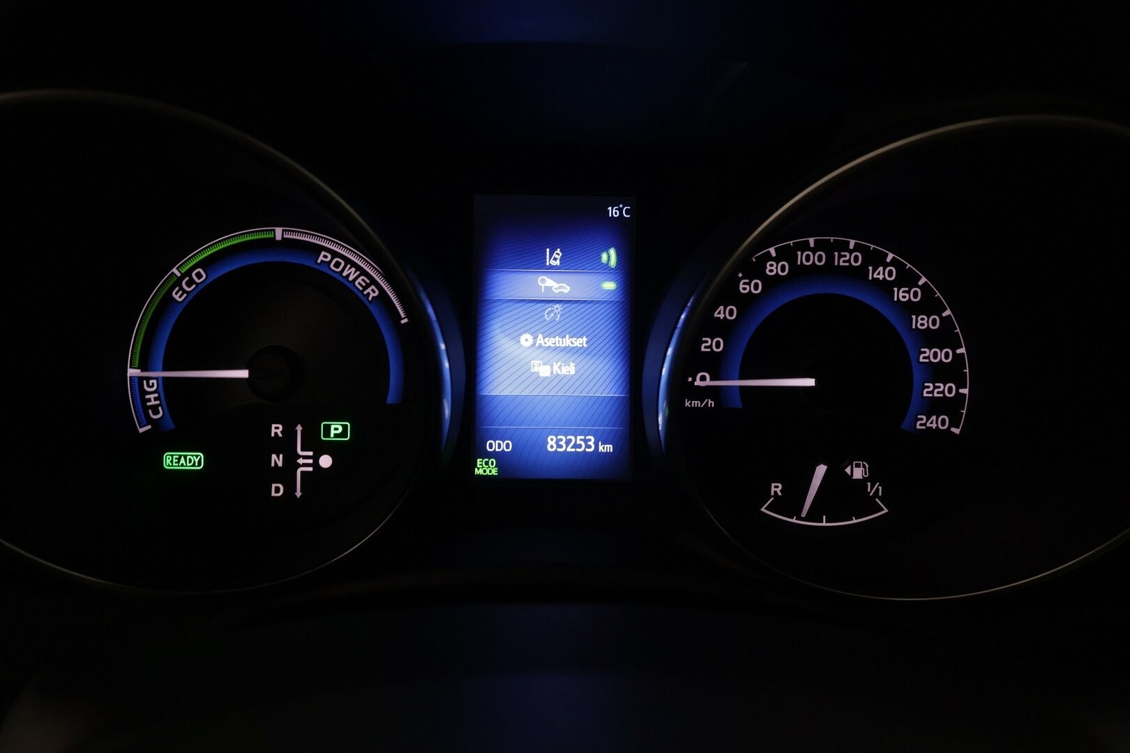 Toyota Auris 2017 Touring Sports 1,8 Hybrid Active - | LED | Vakkari | P.kamera | Navi | Kaistavahti | PCS | RSA | Bluetooth | Lohko+sisälämmitin | Aut. pitkät | Hyvä huoltokirja | 2x renkaat aluin |