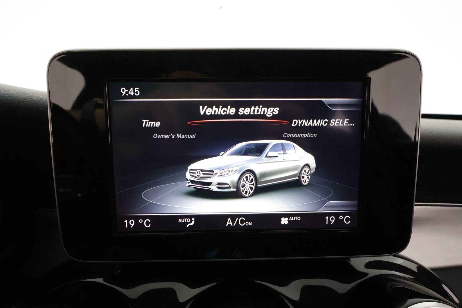 Mercedes-Benz C 2017 200 d A Business AMG **Burmester / LED-valot / Sisätilanlämmitin / Sporttinahat / Vakkari / Aut. Ilmastointi** - Suomi-auto / 2x Renkaat