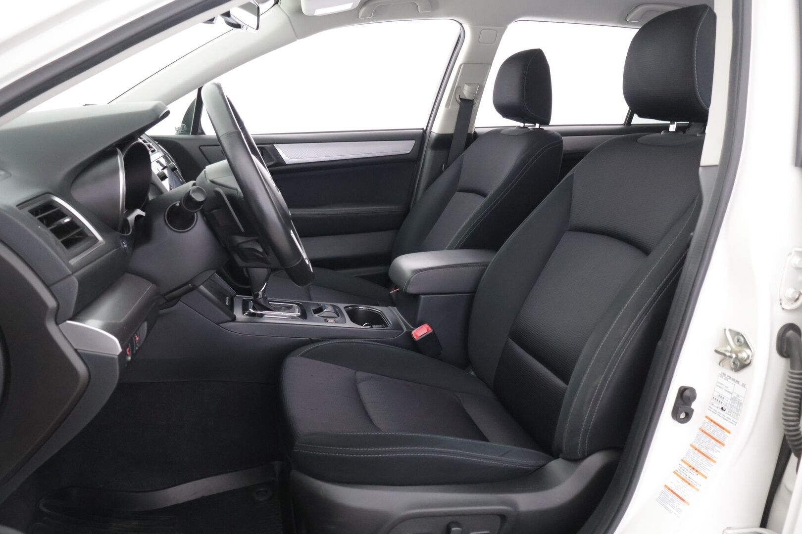 Subaru Outback 2017 2,5i Base Edition CVT *ACC / WEBASTO / KOUKKU / NELIVETO / RATINLÄMMITYS* - *Neliveto / Laadukas / Edullinen / Hyvin Varusteltu*