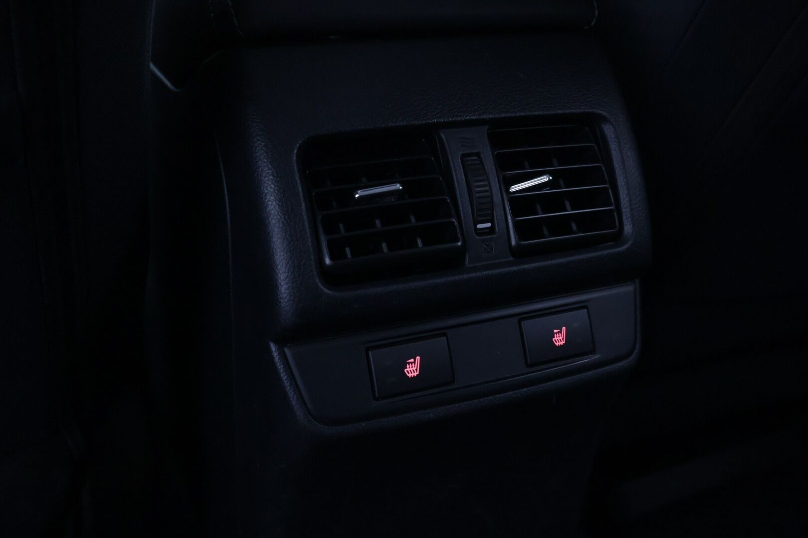 Subaru Outback 2017 2,5i Base Edition CVT *ACC / WEBASTO / KOUKKU / NELIVETO / RATINLÄMMITYS* - *Neliveto / Laadukas / Edullinen / Hyvin Varusteltu* - Osta nyt, maksa vasta ensi vuonna