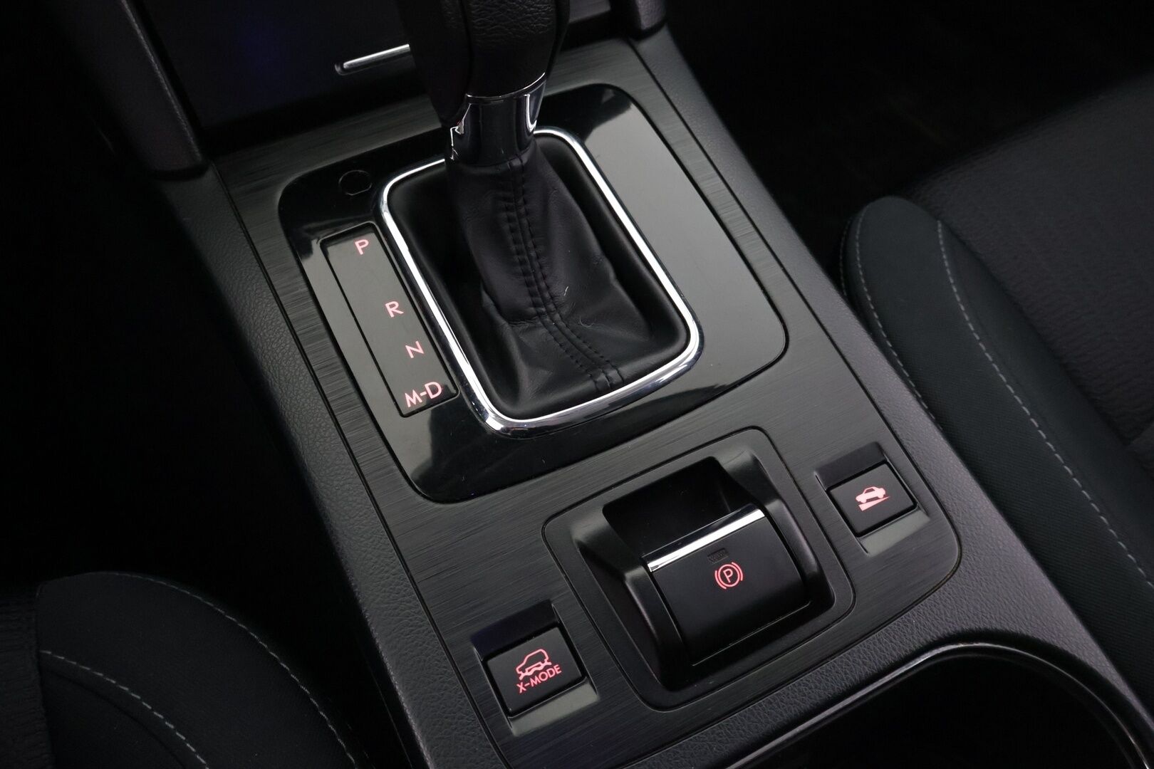 Subaru Outback 2017 2,5i Base Edition CVT *ACC / WEBASTO / KOUKKU / NELIVETO / RATINLÄMMITYS* - *Neliveto / Laadukas / Edullinen / Hyvin Varusteltu*